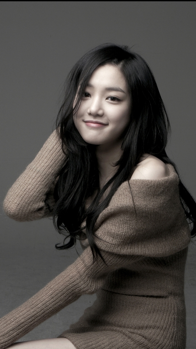 Download mobile wallpaper Celebrity, Actress, South Korean, Lee Yu Bi for free.