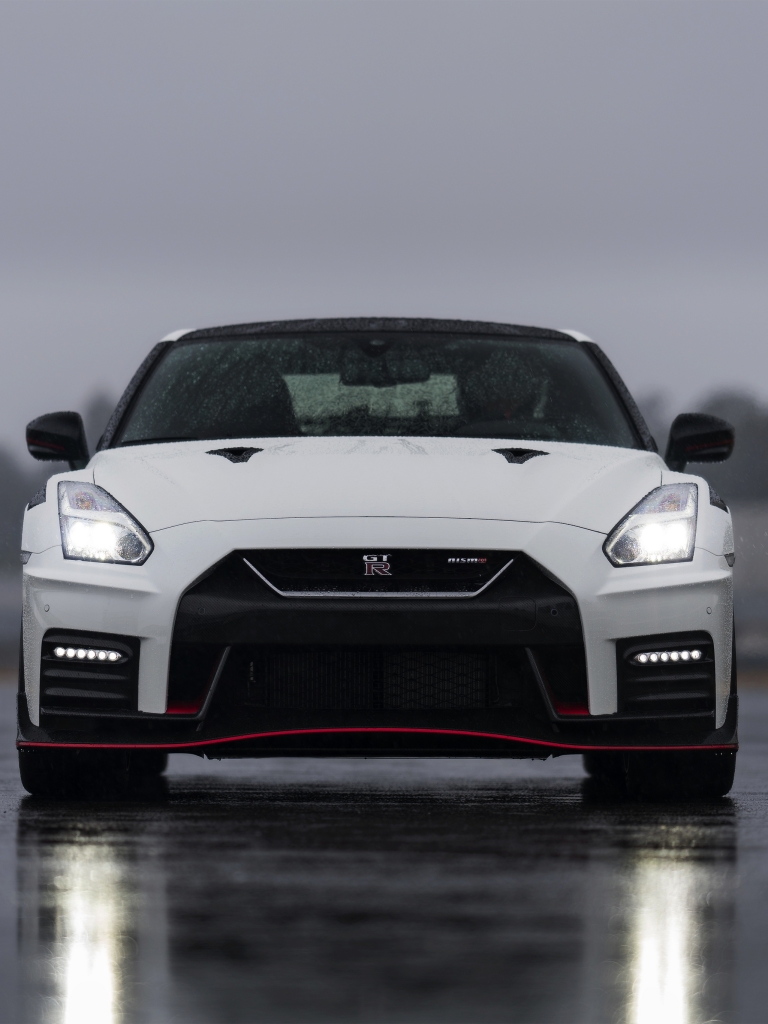 Download mobile wallpaper Nissan, Car, Nissan Gt R, Vehicle, Vehicles, White Car for free.