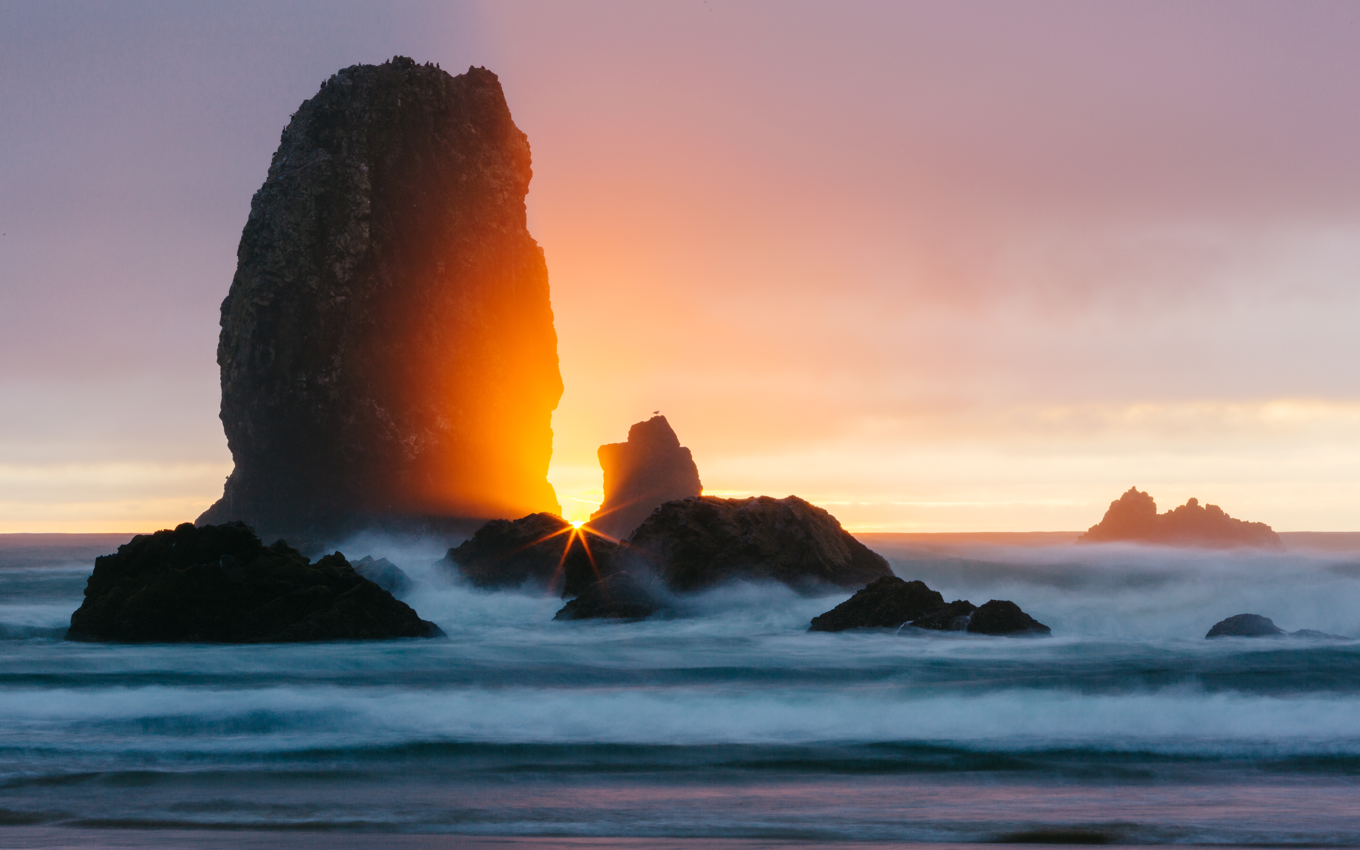 Laden Sie das Felsen, Rock, Balken, Sunset, Surfen, Strahlen, Natur, Ozean-Bild kostenlos auf Ihren PC-Desktop herunter