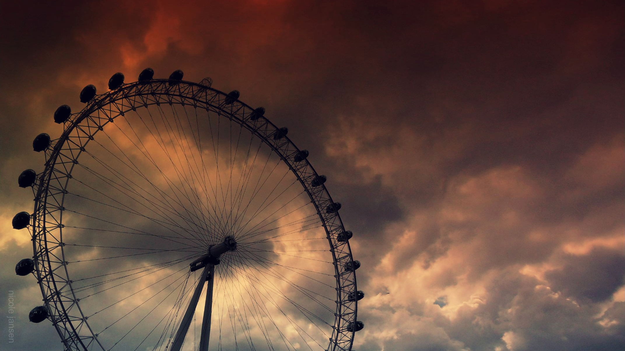 Free download wallpaper Cities, Sky, Clouds, Overcast, Ferris Wheel, Mainly Cloudy on your PC desktop