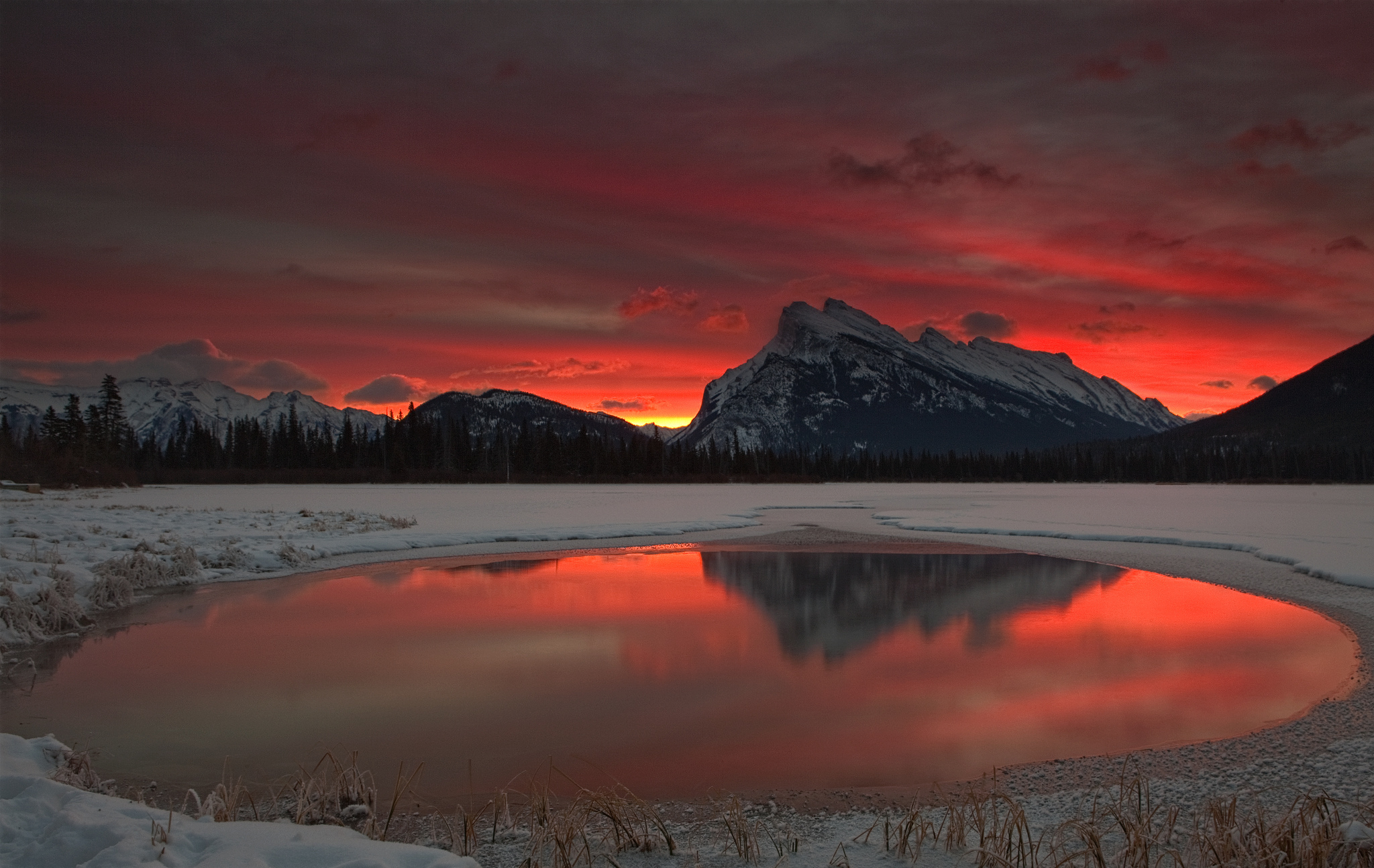 Laden Sie das Schnee, See, Sonnenaufgang, Gebirge, Erde/natur, Spiegelung-Bild kostenlos auf Ihren PC-Desktop herunter