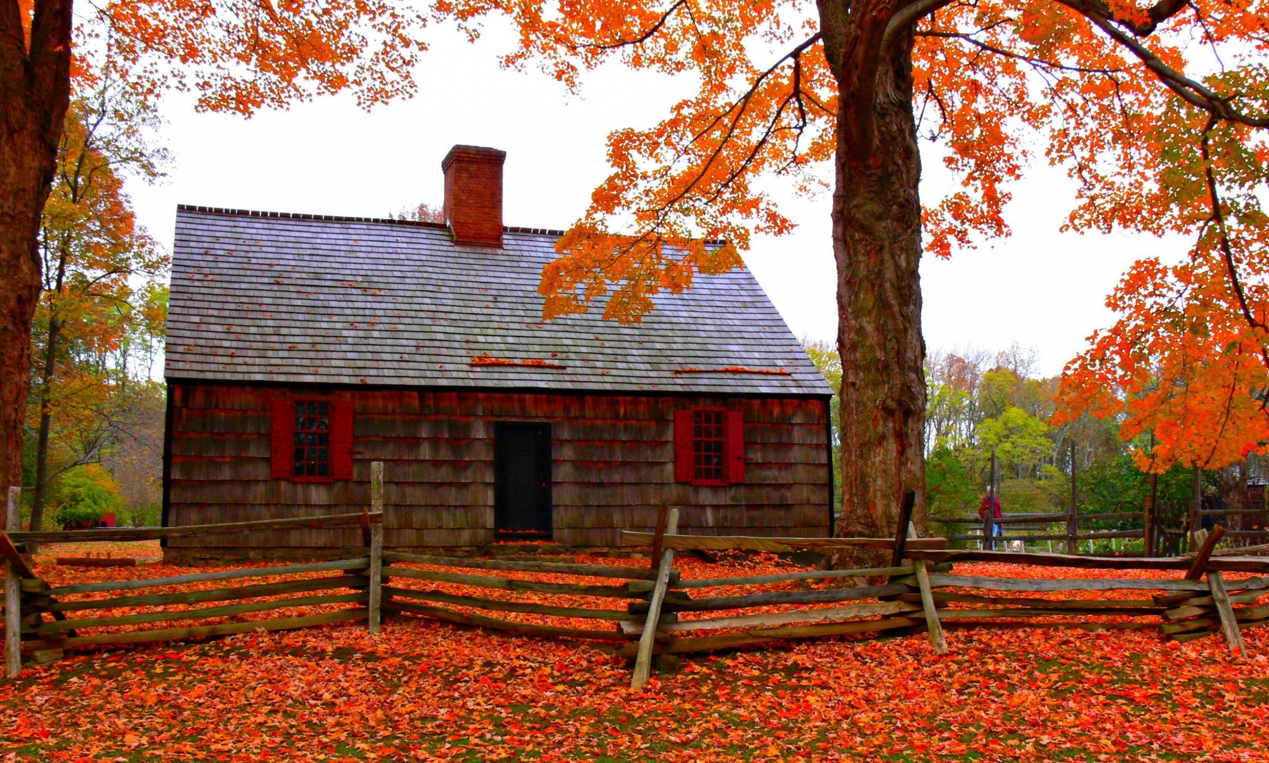 Free download wallpaper Tree, Fall, House, Fence, Cottage, Man Made on your PC desktop
