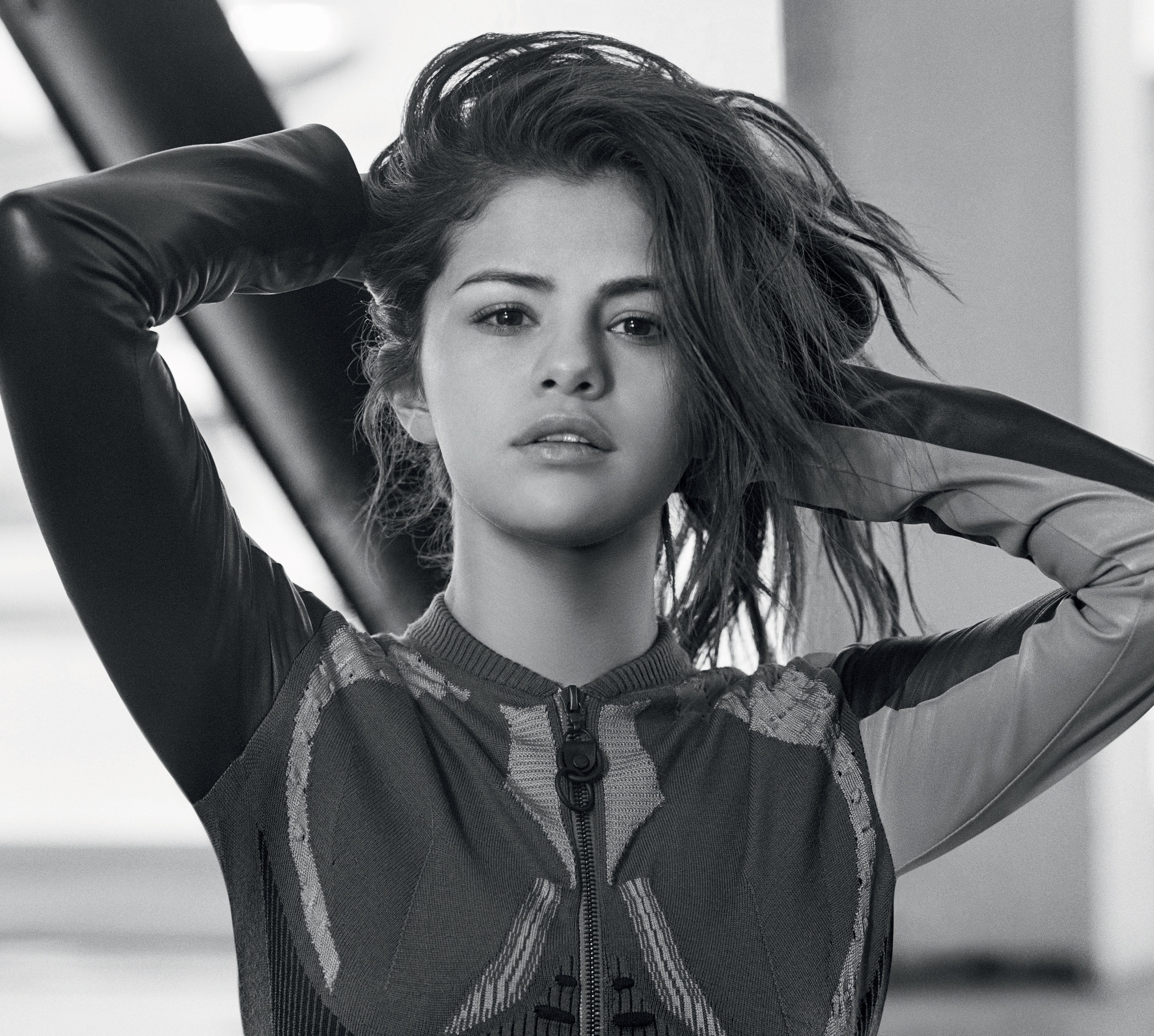 Download mobile wallpaper Music, Selena Gomez, Monochrome, Singer, Black & White, Actress for free.