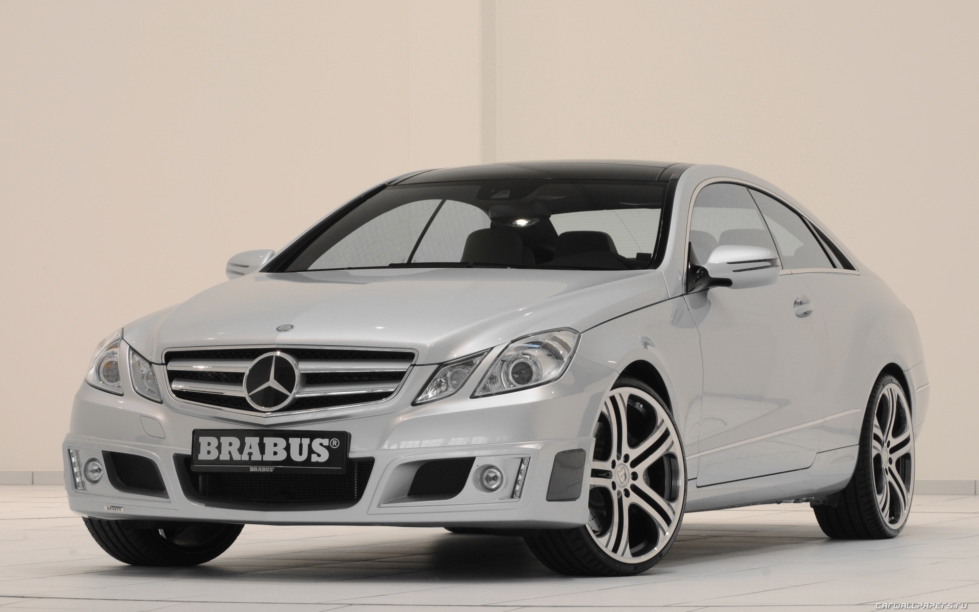 Laden Sie das Mercedes Benz, Autos, Fahrzeuge, Weißes Auto, Mercedes Benz E Klasse-Bild kostenlos auf Ihren PC-Desktop herunter