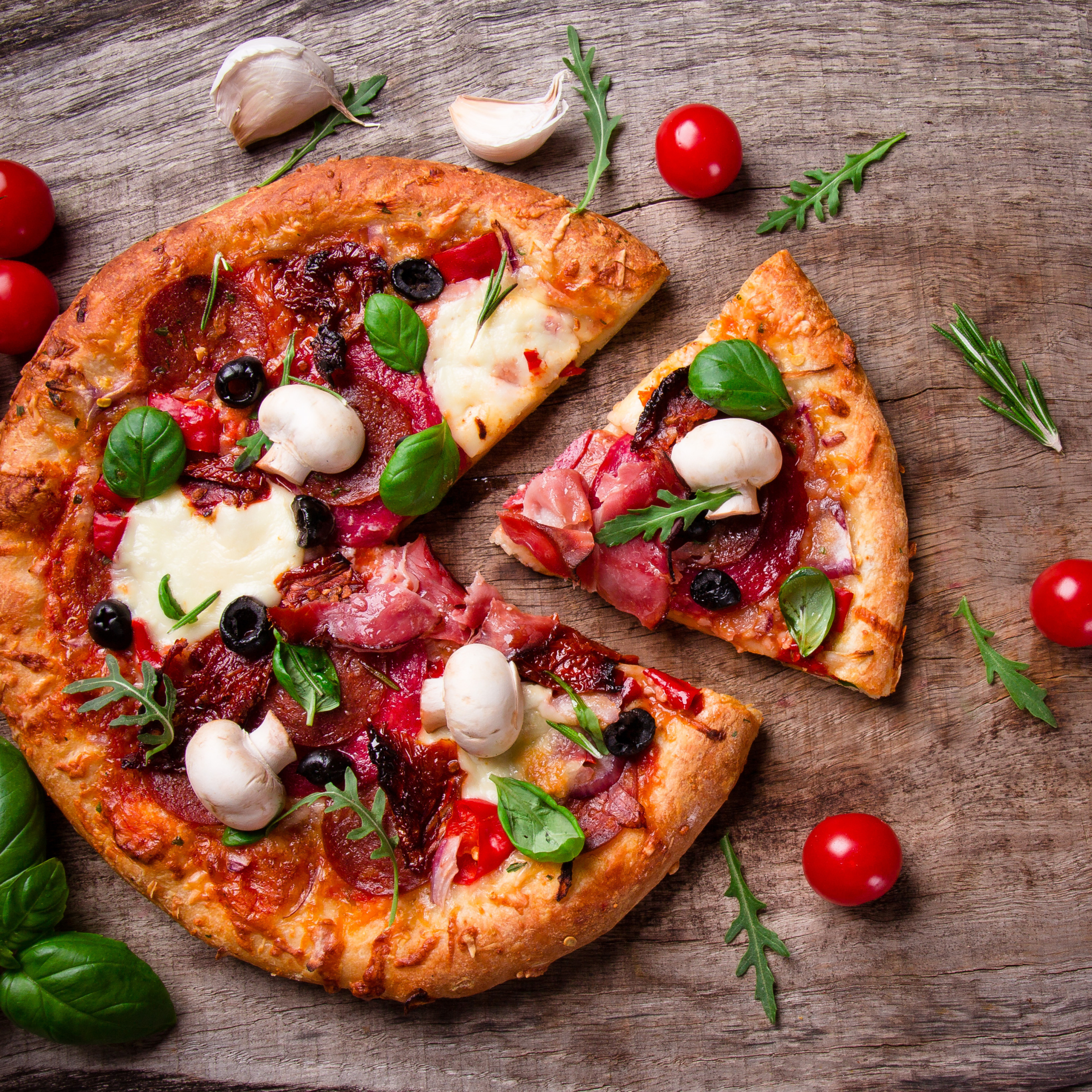 Download mobile wallpaper Food, Pizza, Mushroom, Meal, Tomato, Lunch for free.