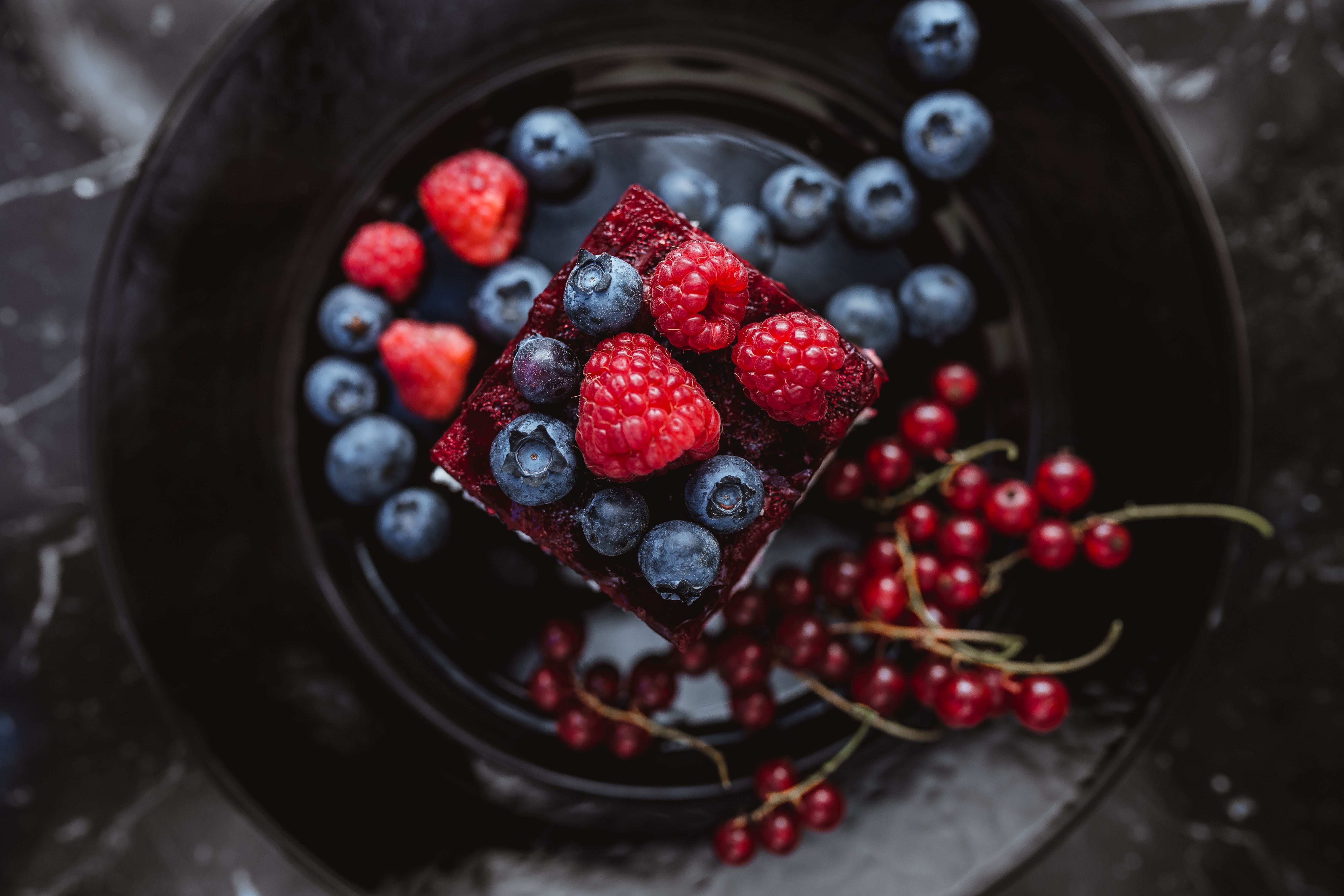 Download mobile wallpaper Food, Dessert, Berry for free.