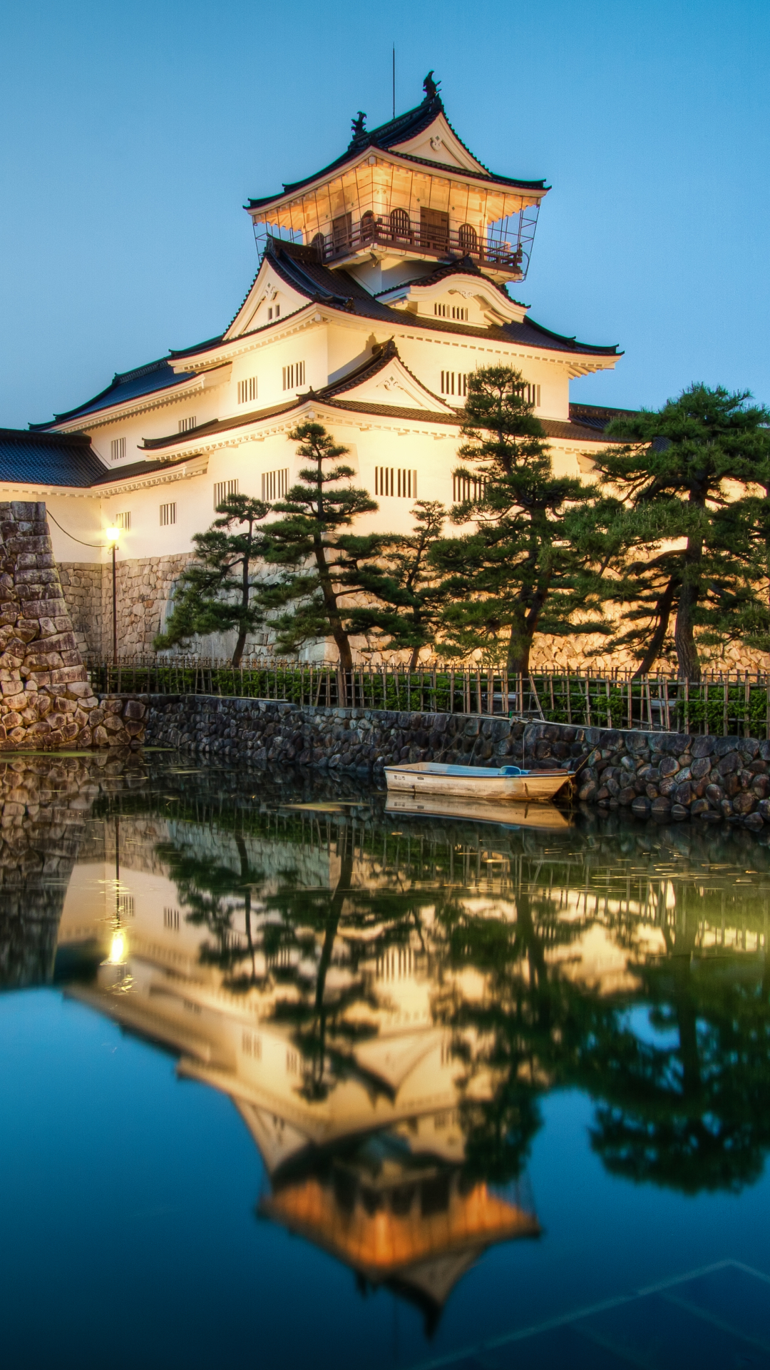 Die besten Schloss Toyama-Hintergründe für den Telefonbildschirm