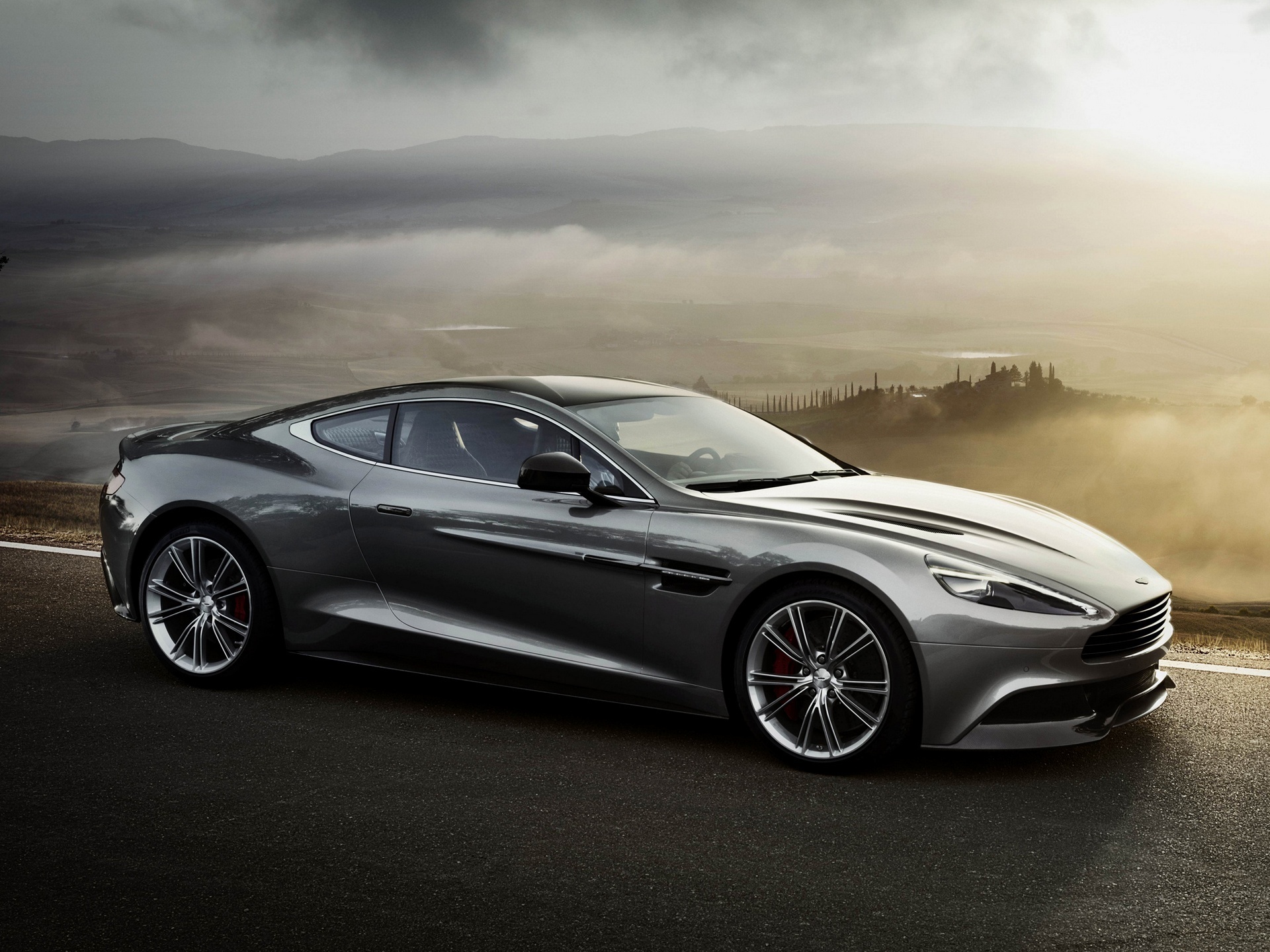 Los mejores fondos de pantalla de Aston Martin Vanquish para la pantalla del teléfono