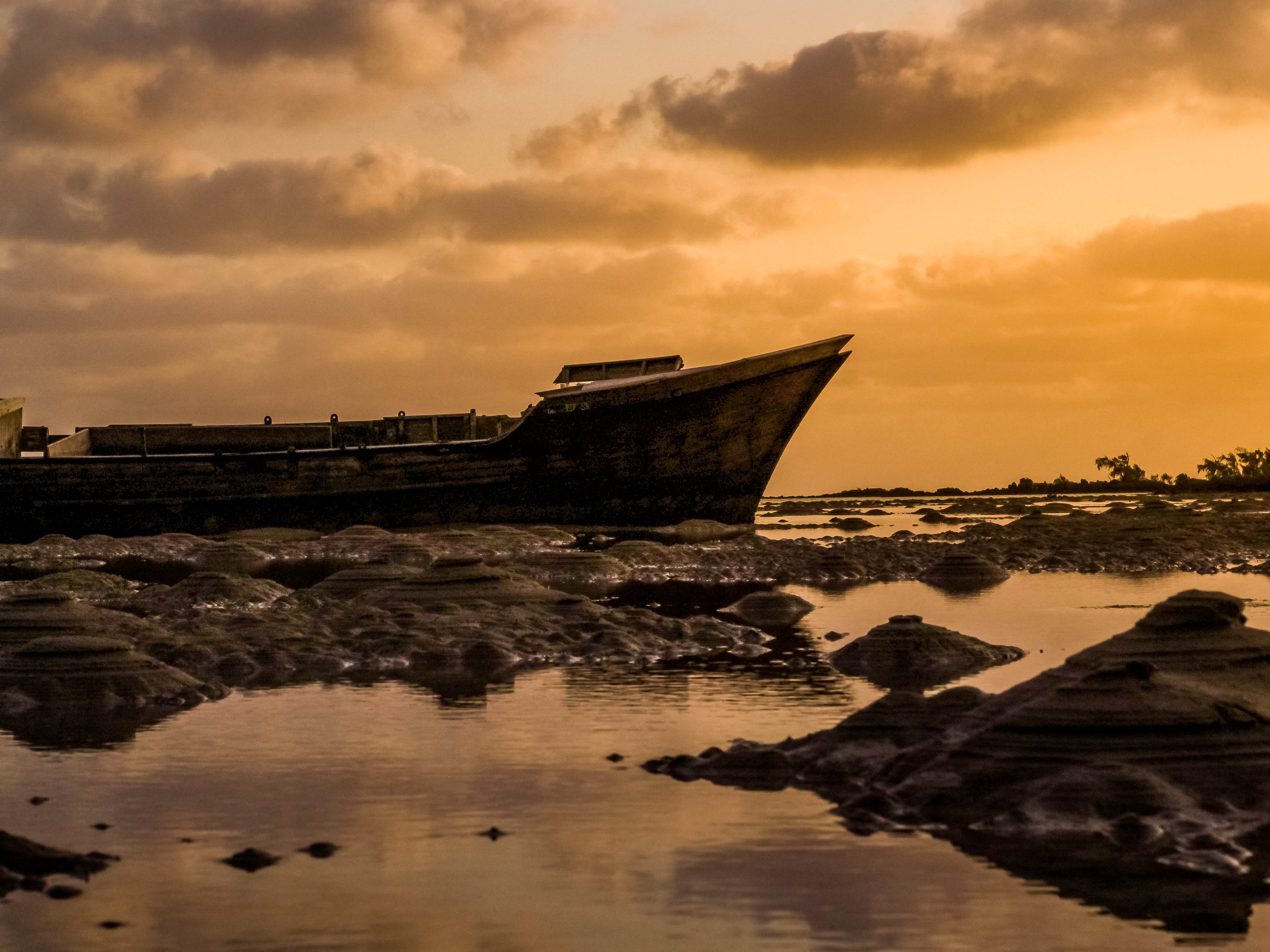 Baixe gratuitamente a imagem Água, Pôr Do Sol, Barco, Veículos na área de trabalho do seu PC