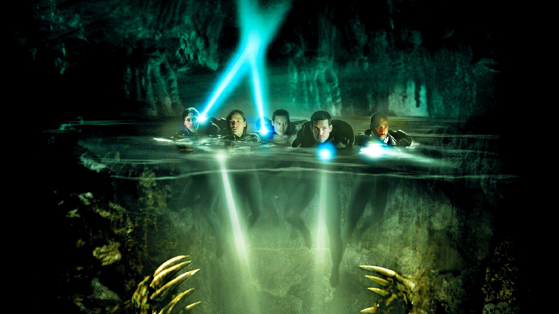 Скачать обои Пещера (2005) на телефон бесплатно