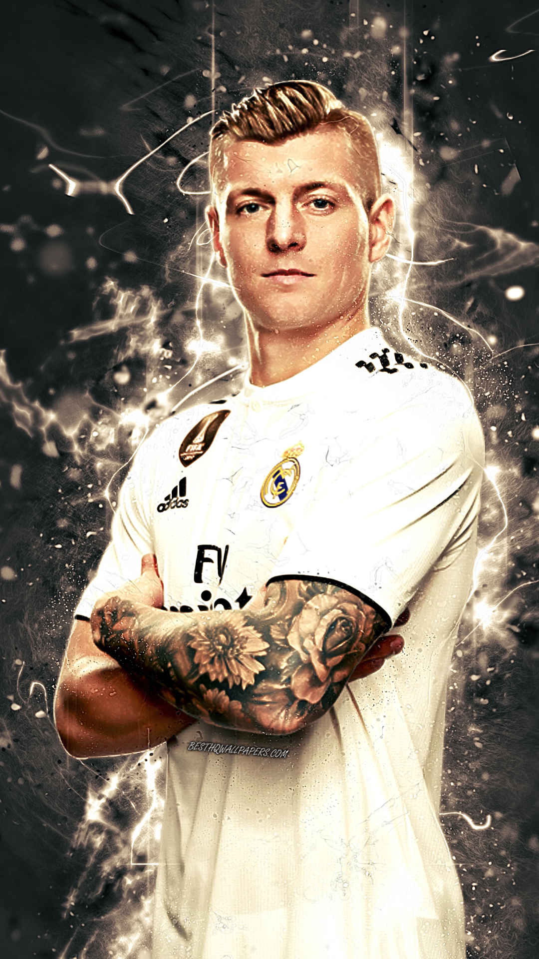 Download mobile wallpaper Sports, German, Soccer, Real Madrid C F, Toni Kroos for free.