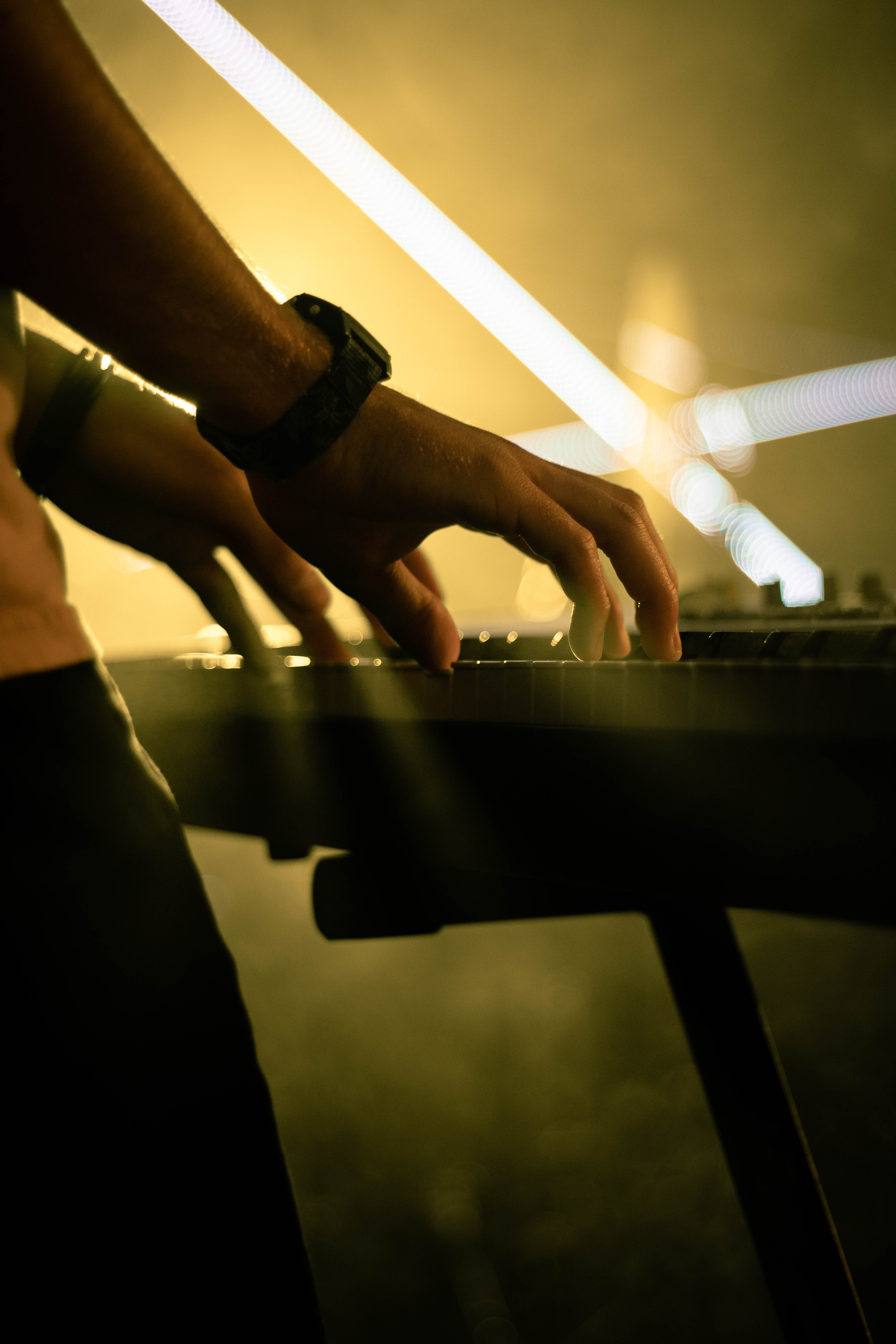 piano, synthesizer, hands, music