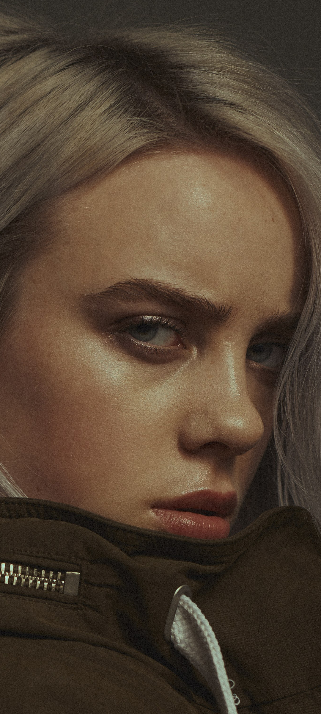 Download mobile wallpaper Music, Singer, Face, American, White Hair, Billie Eilish for free.