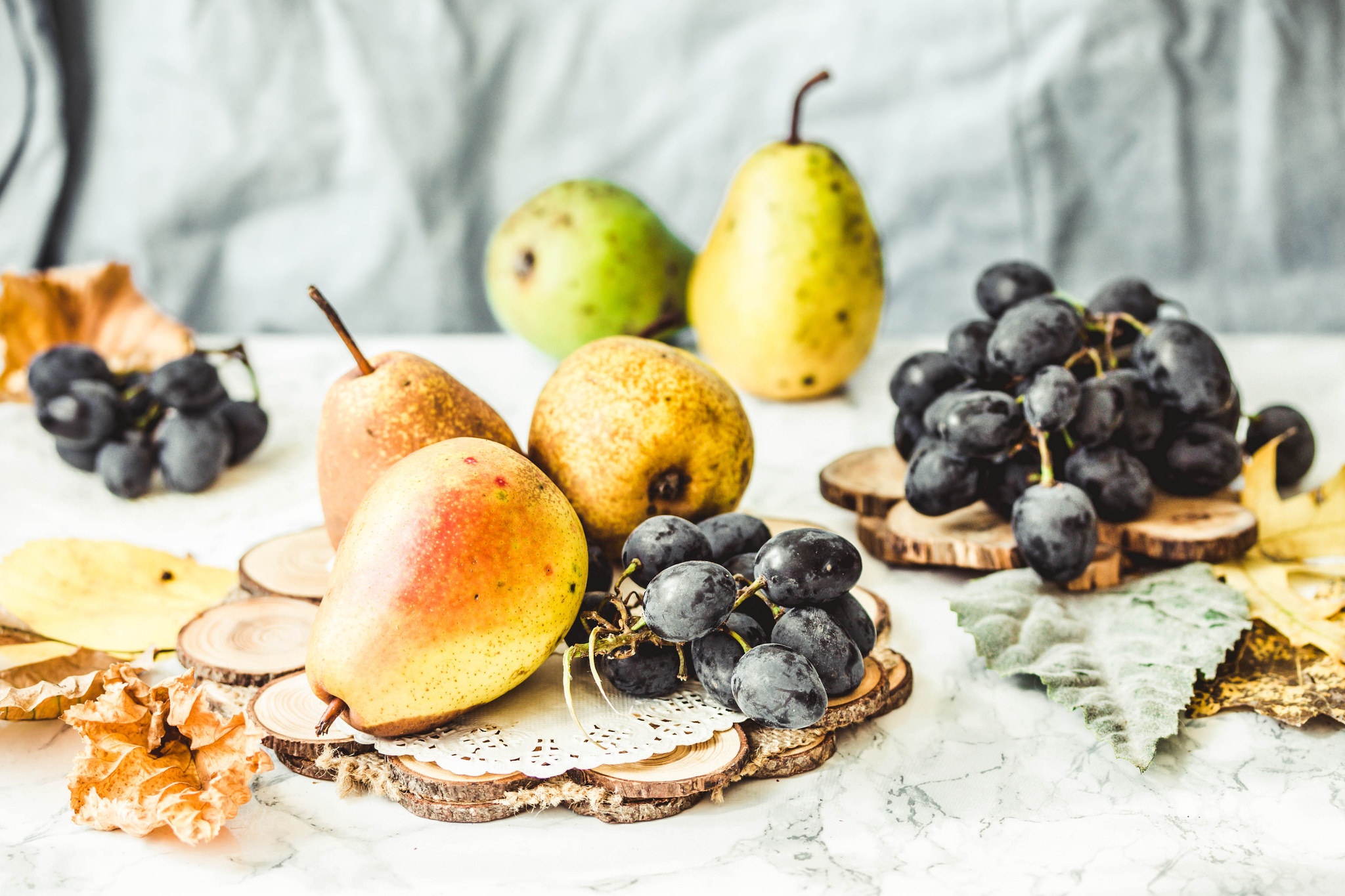 Download mobile wallpaper Fruits, Food, Grapes, Fall, Fruit, Pear for free.