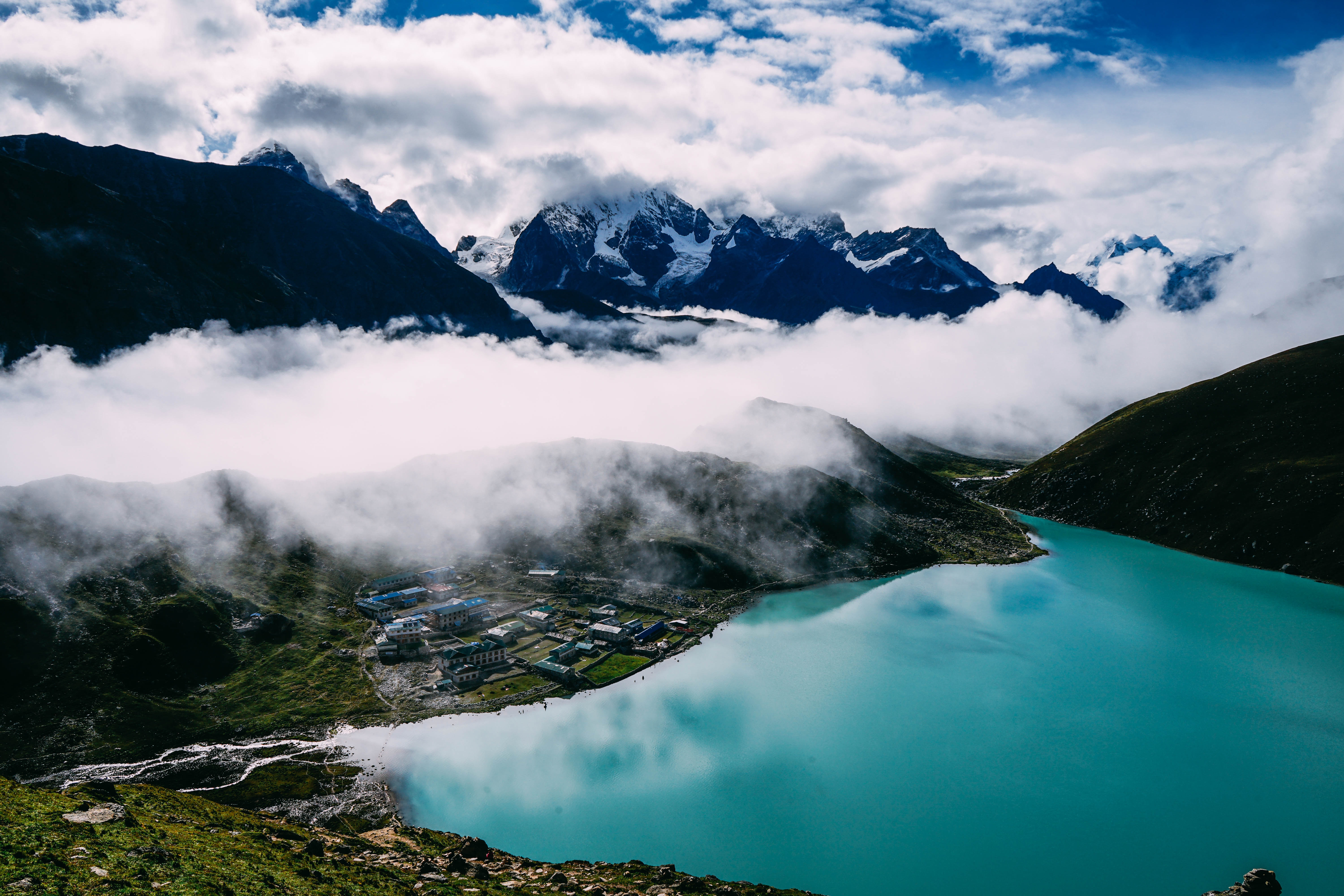 PCデスクトップに自然, 山脈, 湖, 霧画像を無料でダウンロード