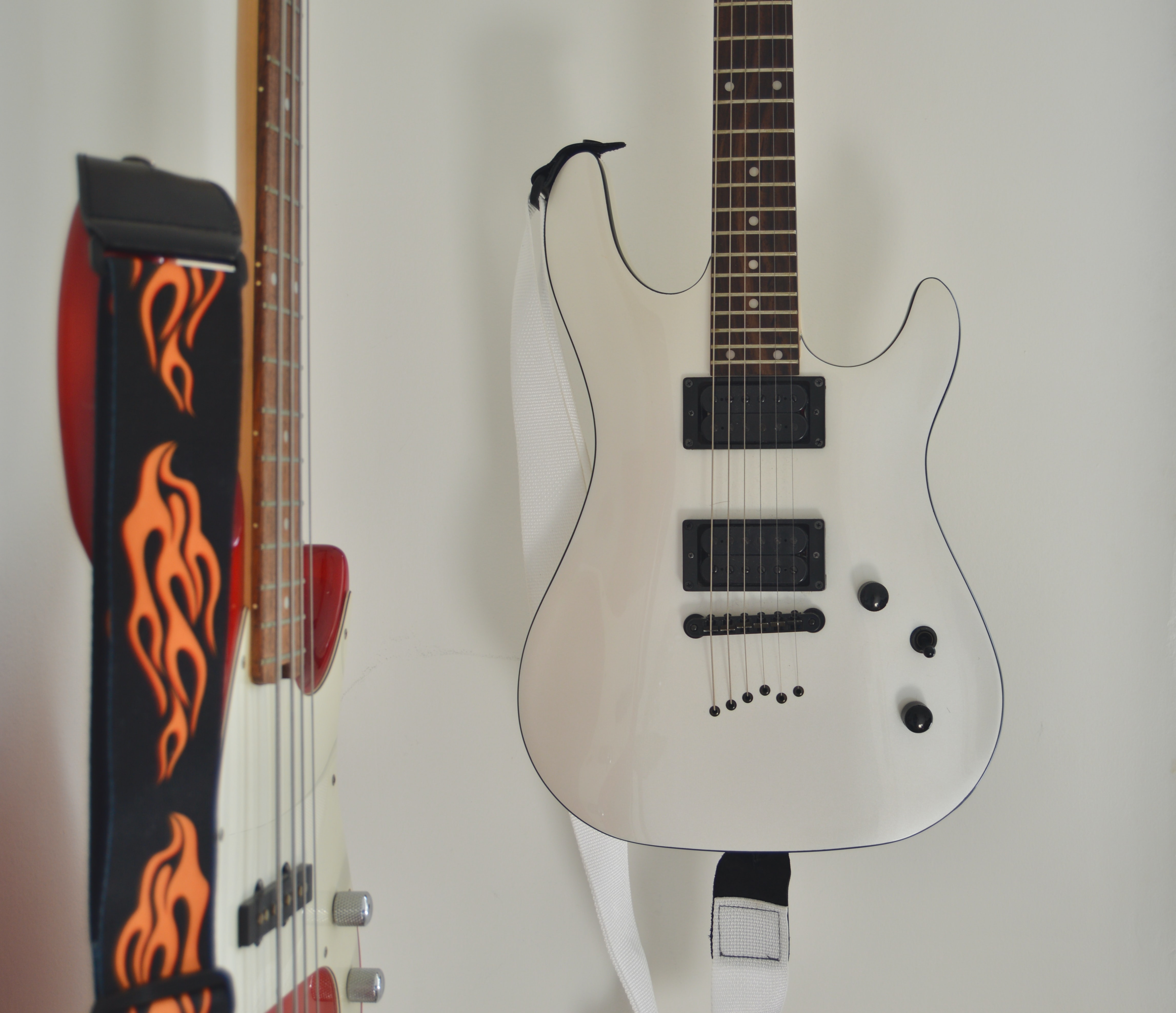 guitar, music, white, musical instrument, strings, electric guitar