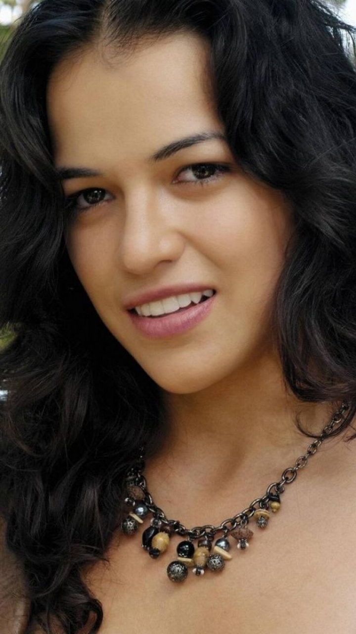 Download mobile wallpaper Celebrity, Michelle Rodriguez for free.