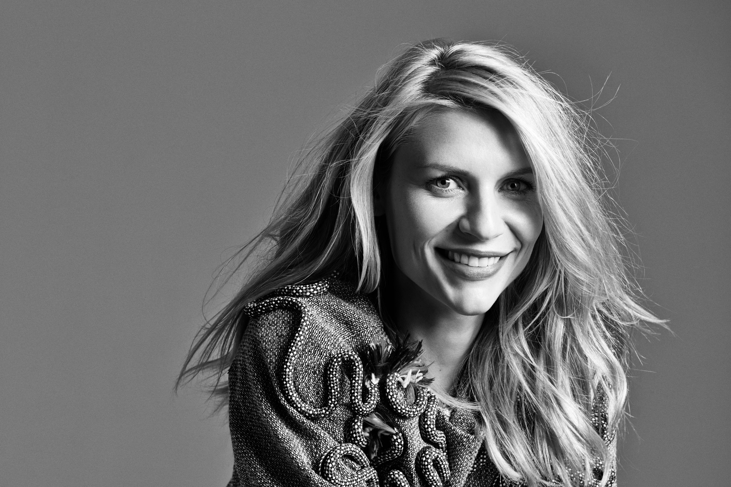 celebrity, claire danes, actress, american, black & white, face, smile
