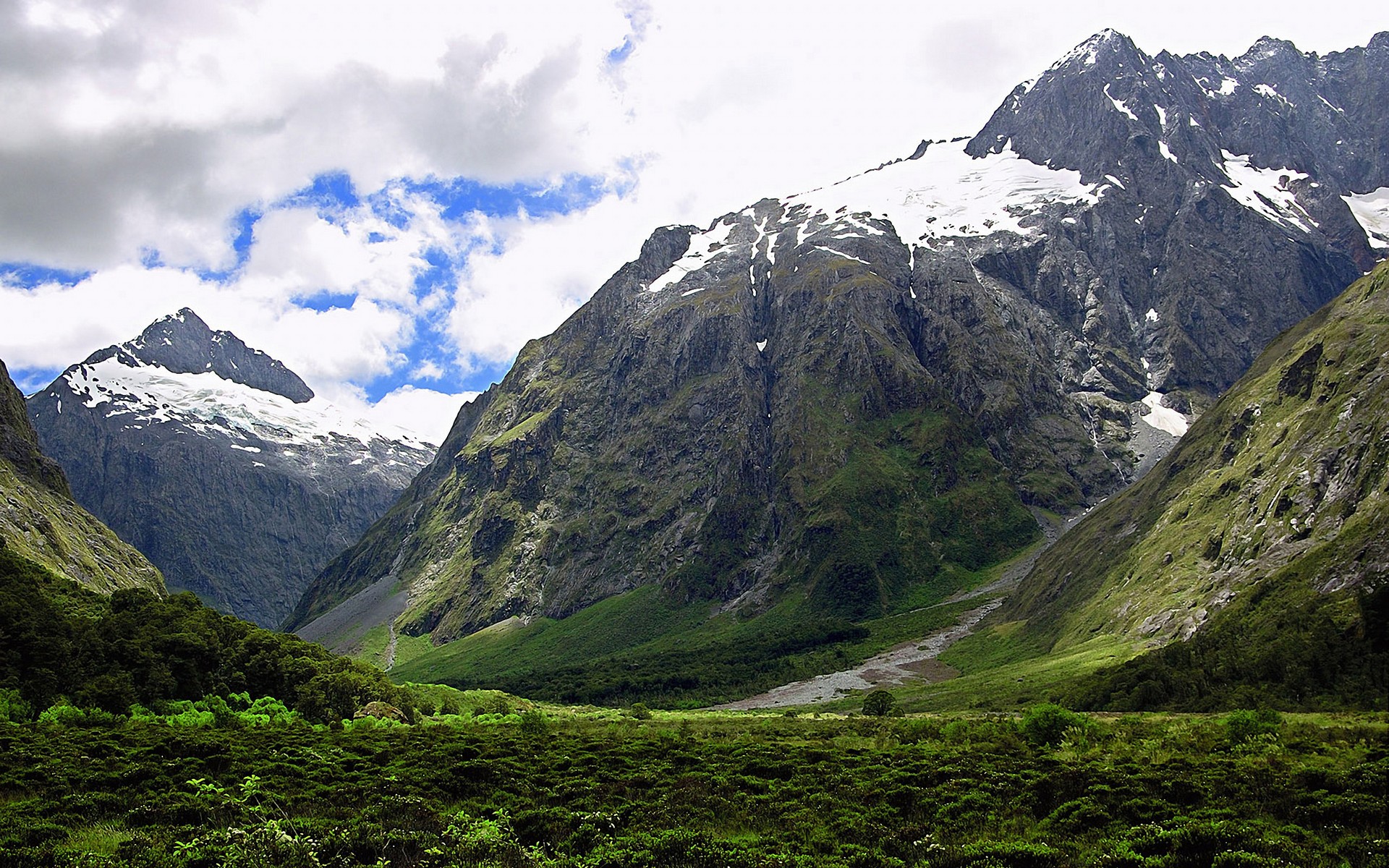 Descarga gratuita de fondo de pantalla para móvil de Montañas, Montaña, Tierra/naturaleza.