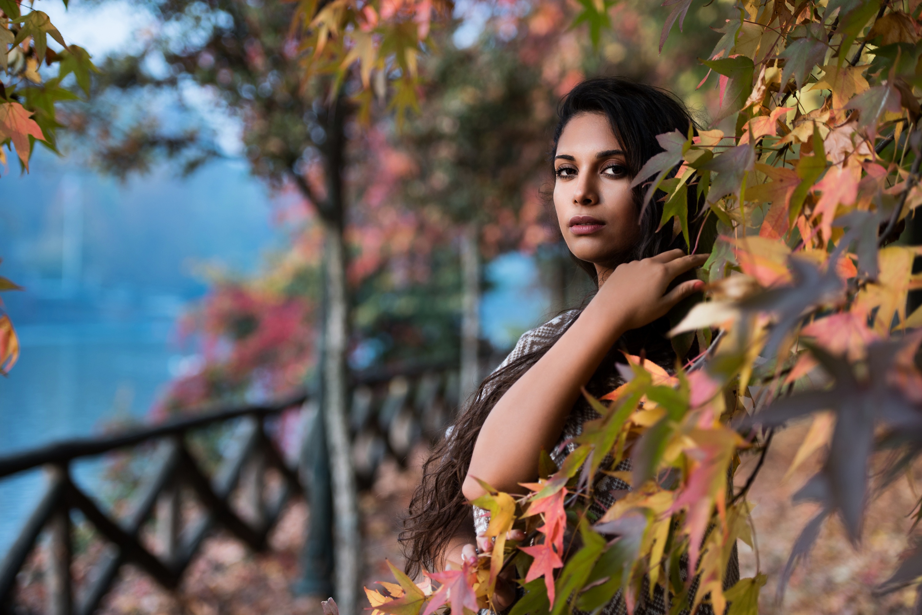 Download mobile wallpaper Fall, Model, Women, Brown Eyes, Black Hair, Long Hair, Depth Of Field for free.