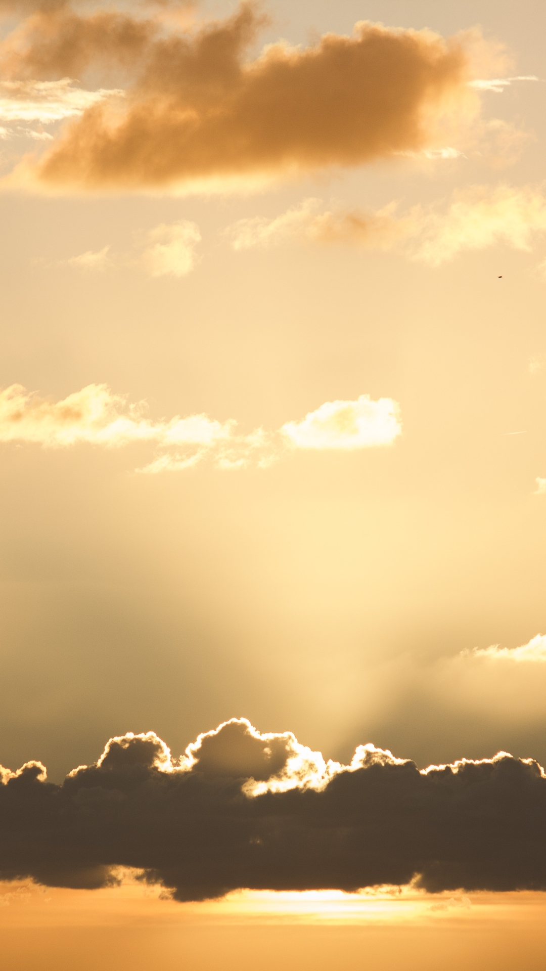 Download mobile wallpaper Sky, Earth, Cloud, Sunbeam, Sunbean for free.