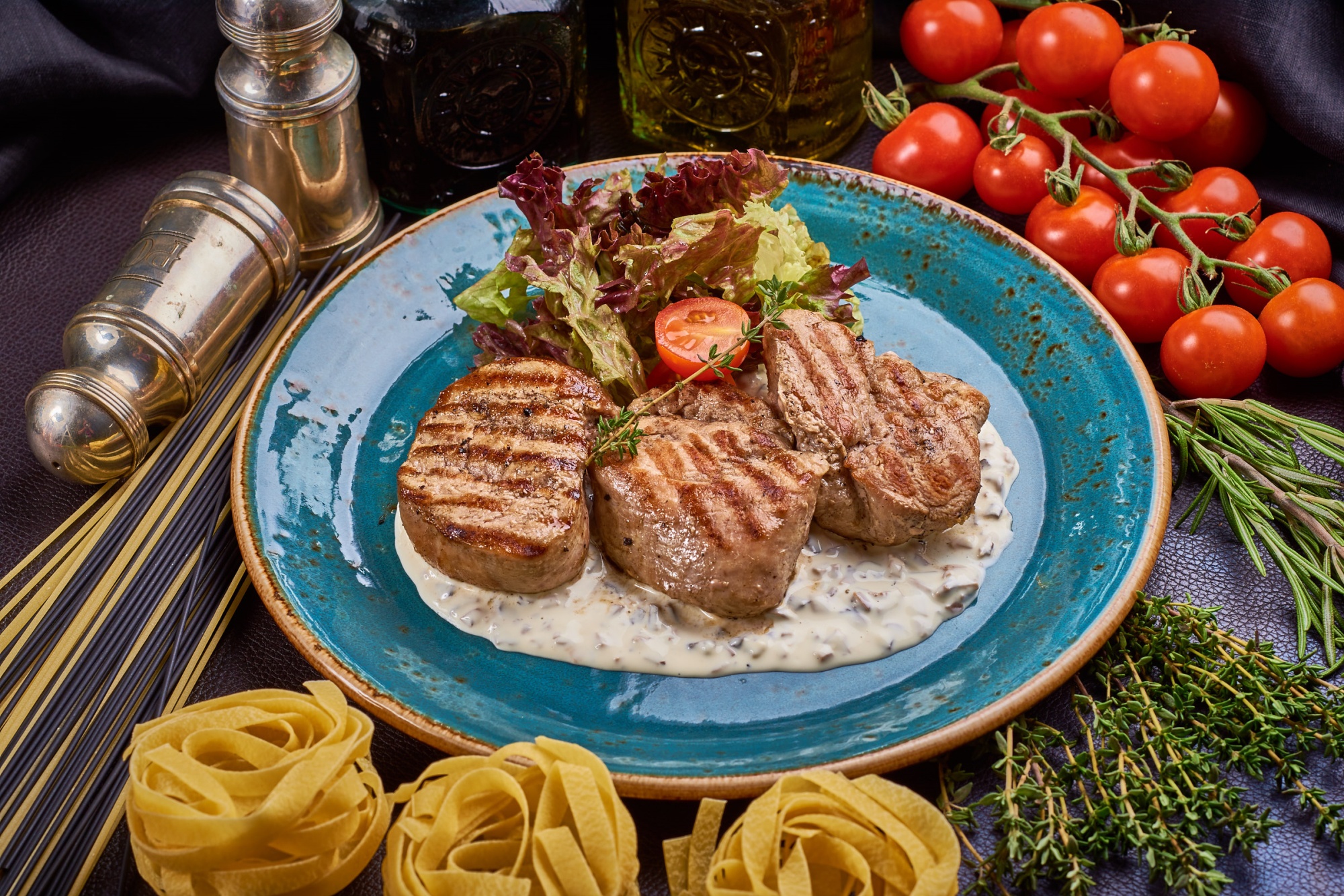 Laden Sie das Fleisch, Tomate, Pasta, Nahrungsmittel, Stillleben-Bild kostenlos auf Ihren PC-Desktop herunter