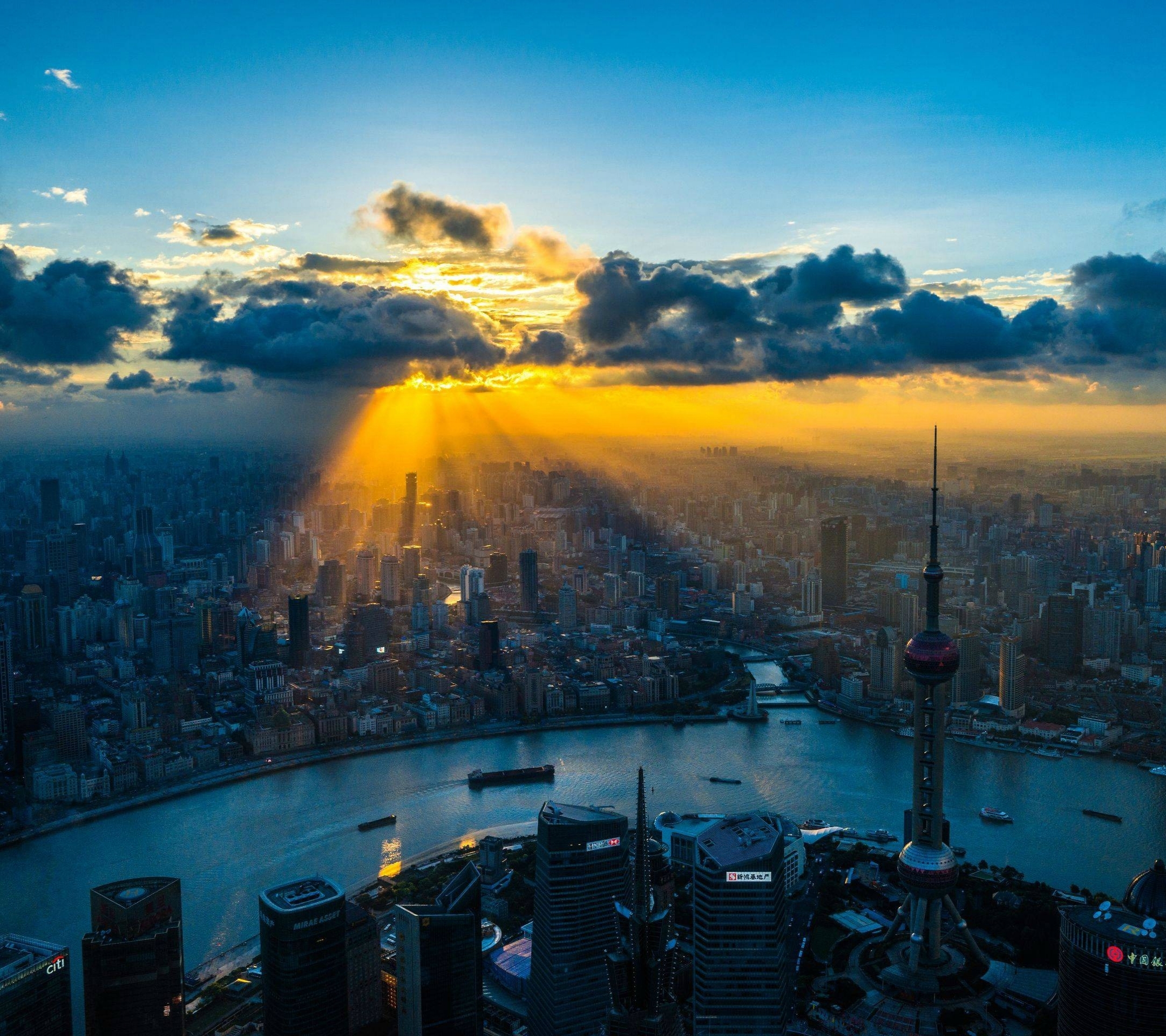 Скачать картинку Пейзаж, Города, Закат, Город, Ландшафт, Шанхай, Сделано Человеком, Закат Солнца в телефон бесплатно.