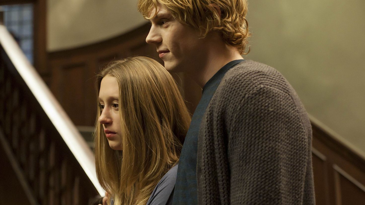 tv show, american horror story, evan peters, taissa farmiga Desktop home sc...