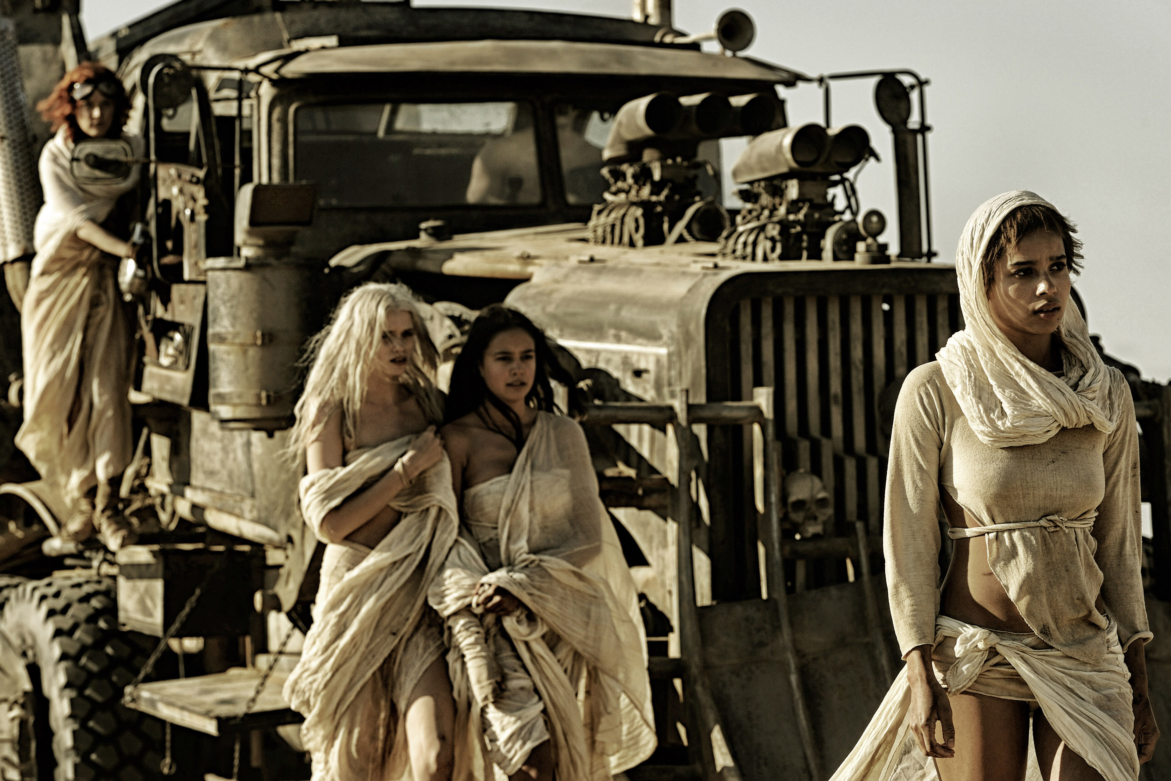 movie, mad max: fury road, abbey lee, capable (mad max), cheedo the fragile, courtney eaton, riley keough, the dag (mad max), toast the knowing, zoë kravitz