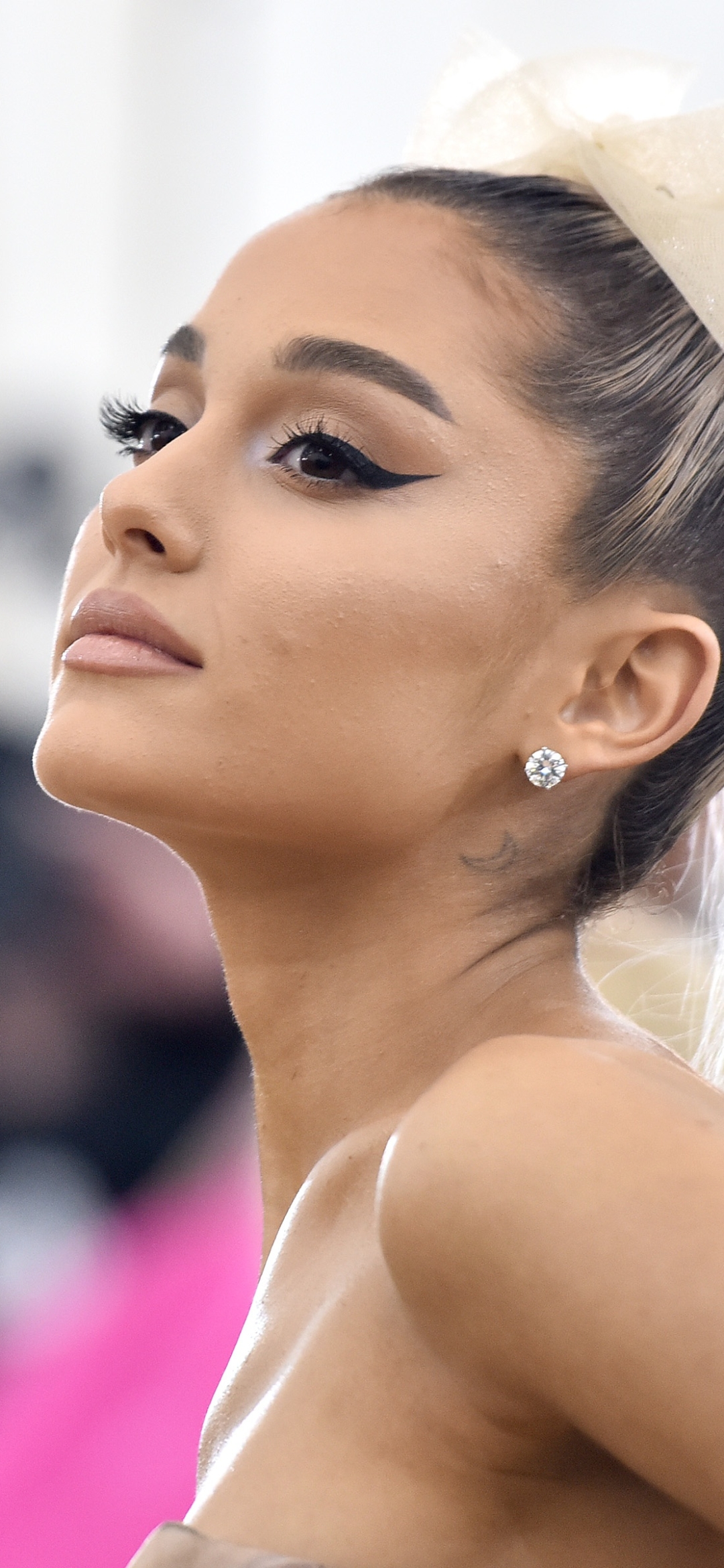 Download mobile wallpaper Singer, American, Celebrity, Actress, Ariana Grande for free.