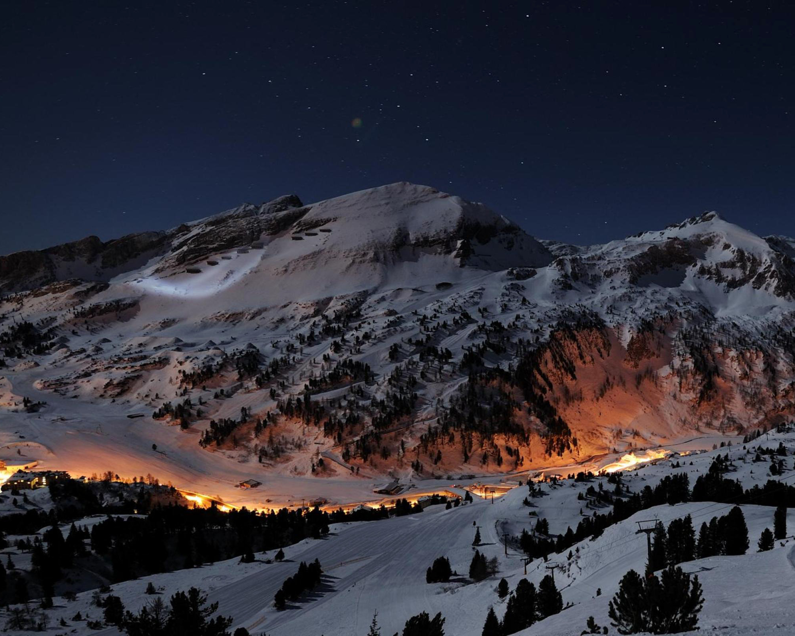 PCデスクトップに風景, 冬, 雪, 山, 光, オーストリア, 地球, 村, 出演者, 夜, 空, 山岳画像を無料でダウンロード