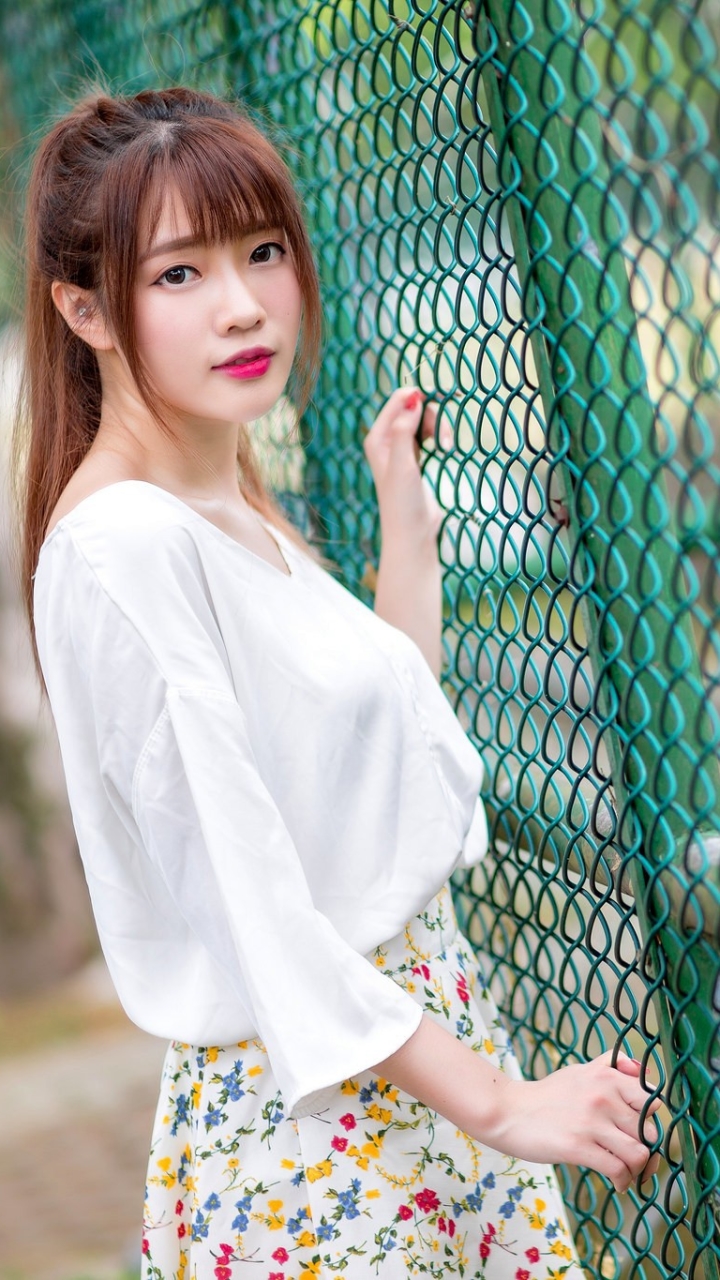 Download mobile wallpaper Fence, Brunette, Model, Women, Asian, Lipstick for free.