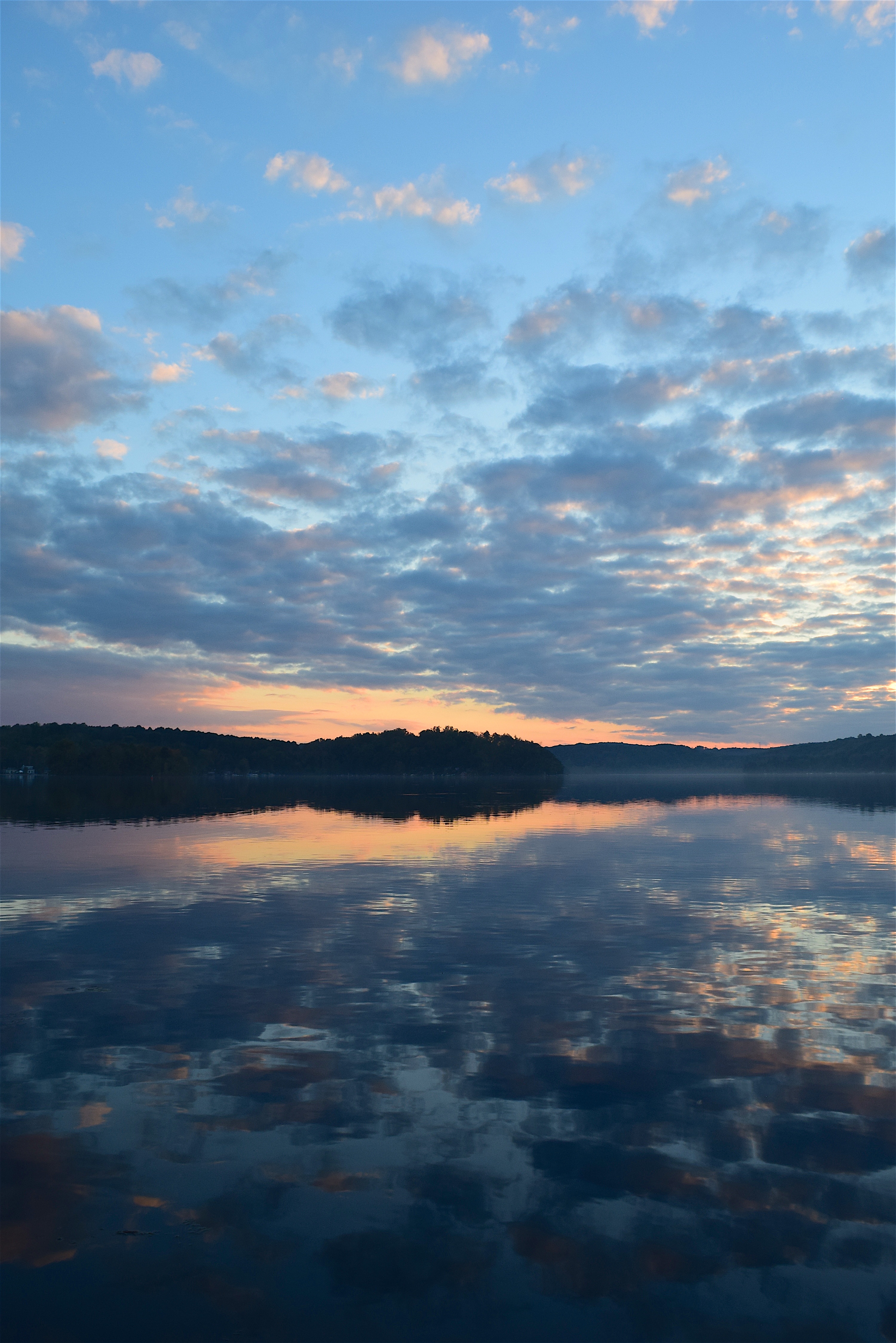 PCデスクトップに日没, 湖, 反射, 自然, スカイ, 雲, 風景画像を無料でダウンロード