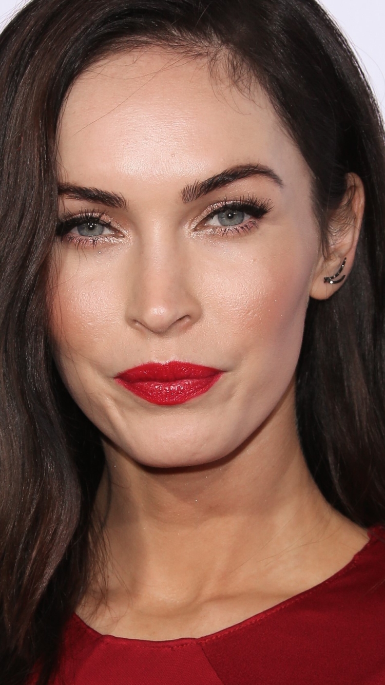 Download mobile wallpaper Megan Fox, Blue Eyes, American, Celebrity, Black Hair, Actress, Lipstick for free.