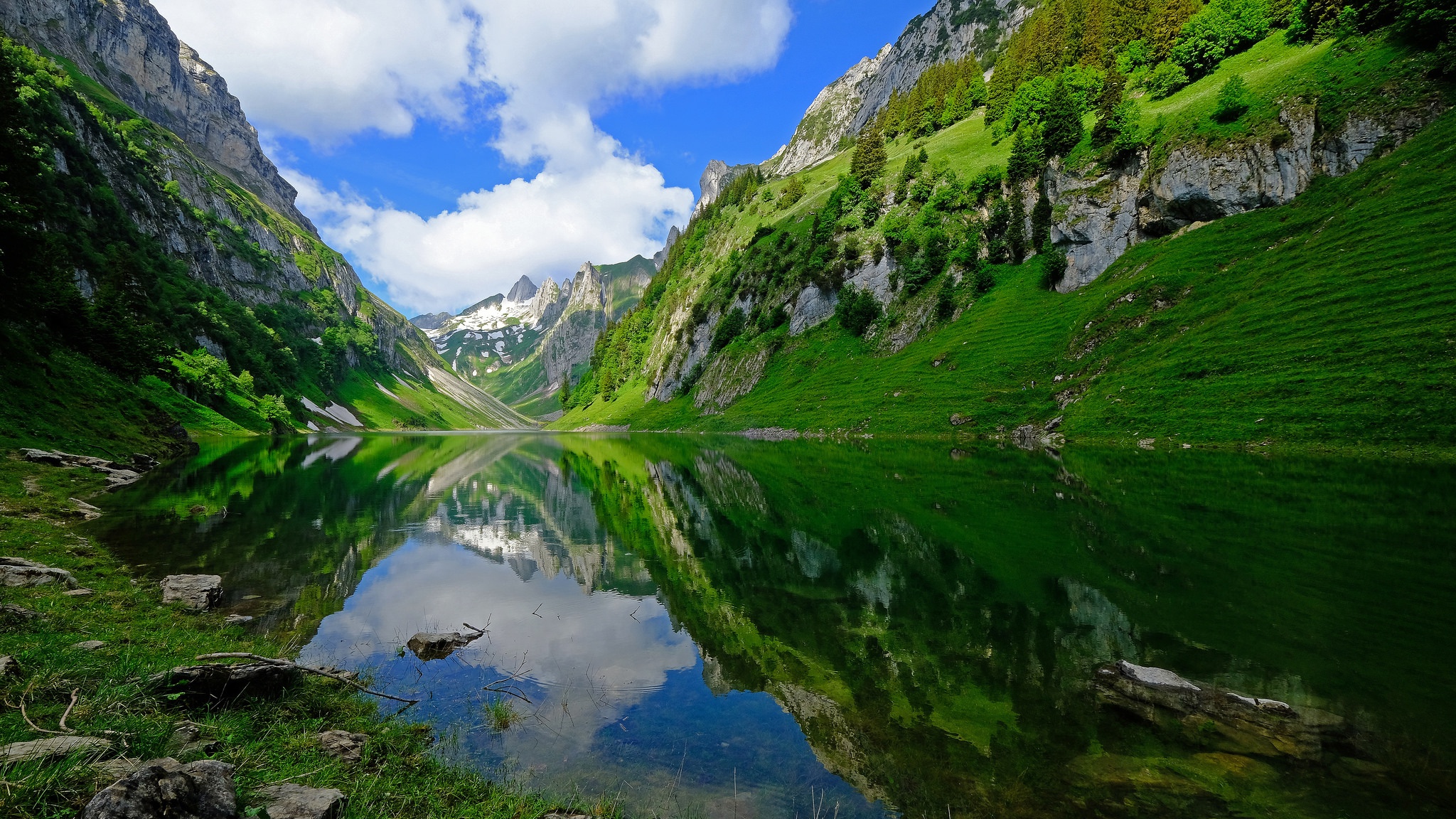 Download mobile wallpaper Nature, Mountain, Lake, Reflection, Earth, Greenery for free.