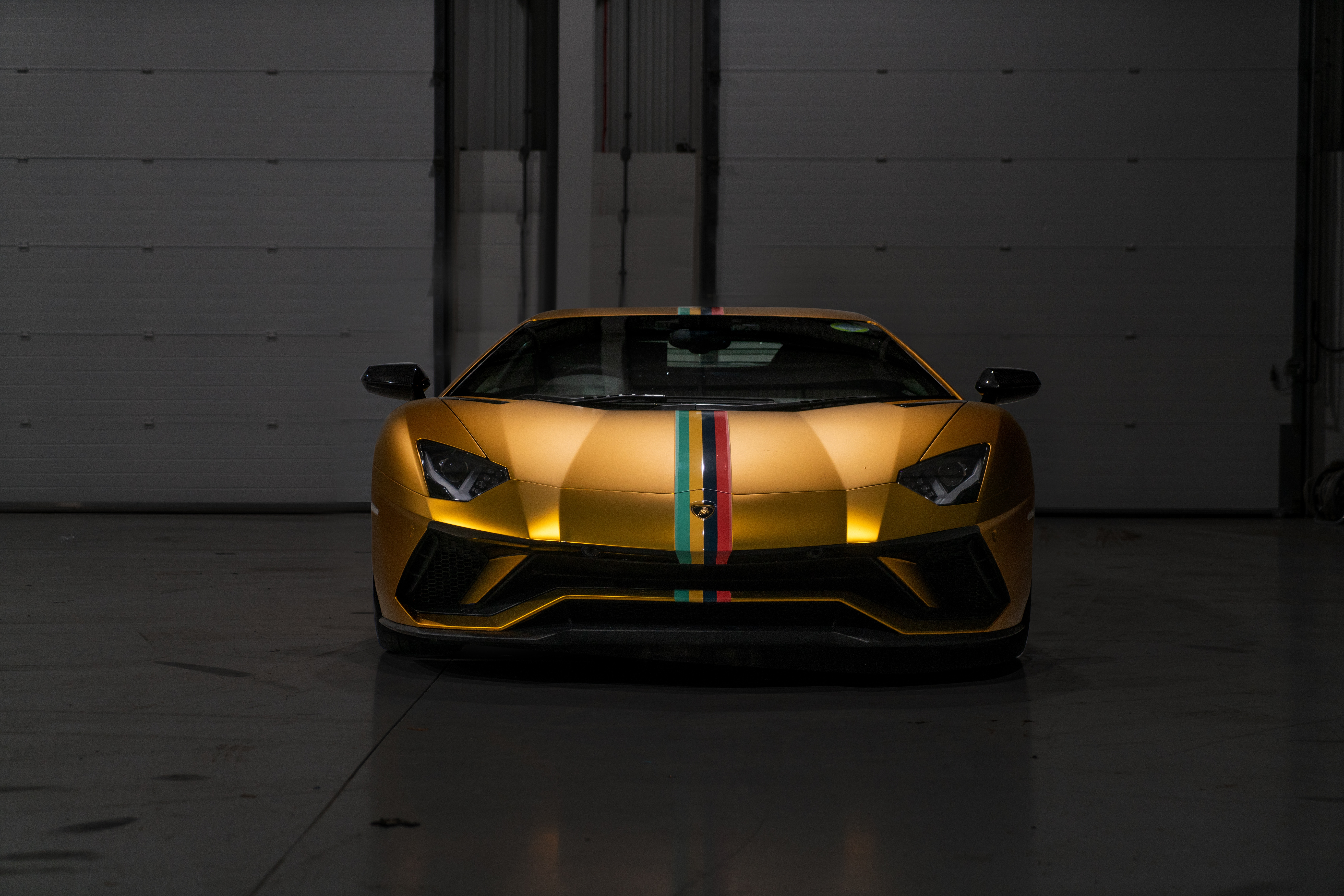 Descargar fondos de escritorio de Lamborghini Aventador HD