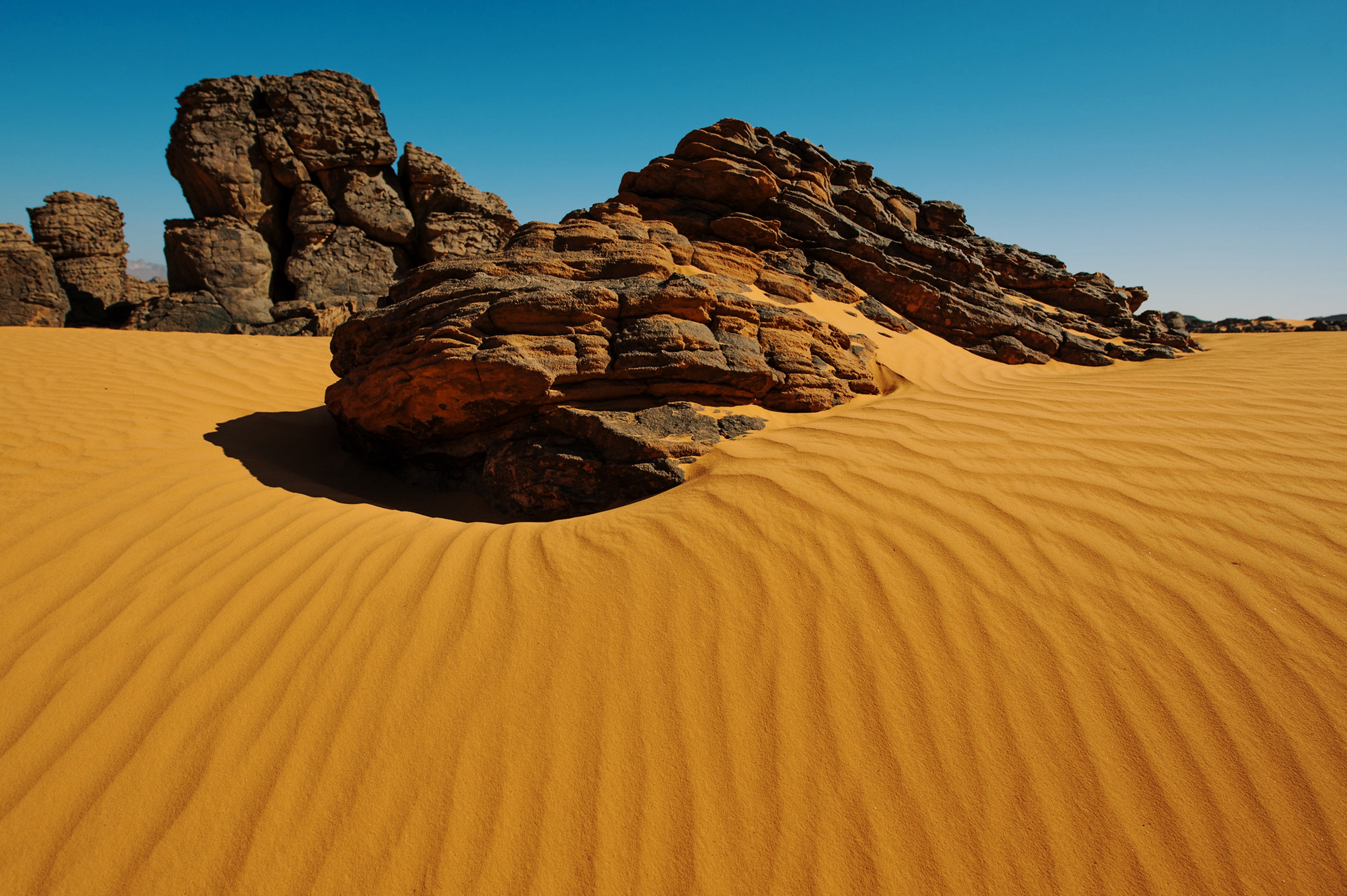 Laden Sie das Sand, Düne, Steppe, Sahara, Afrika, Algerien, Erde/natur, Tassili N’Ajjer, Tadrart-Bild kostenlos auf Ihren PC-Desktop herunter
