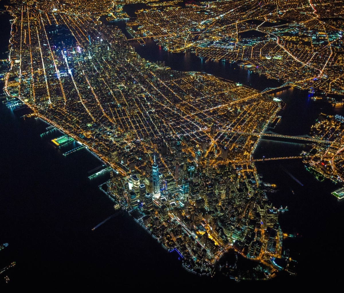 Скачать картинку Города, Ночь, Город, Свет, Сша, Городской Пейзаж, Нью Йорк, Легкий, Сделано Человеком, Манхэттен в телефон бесплатно.