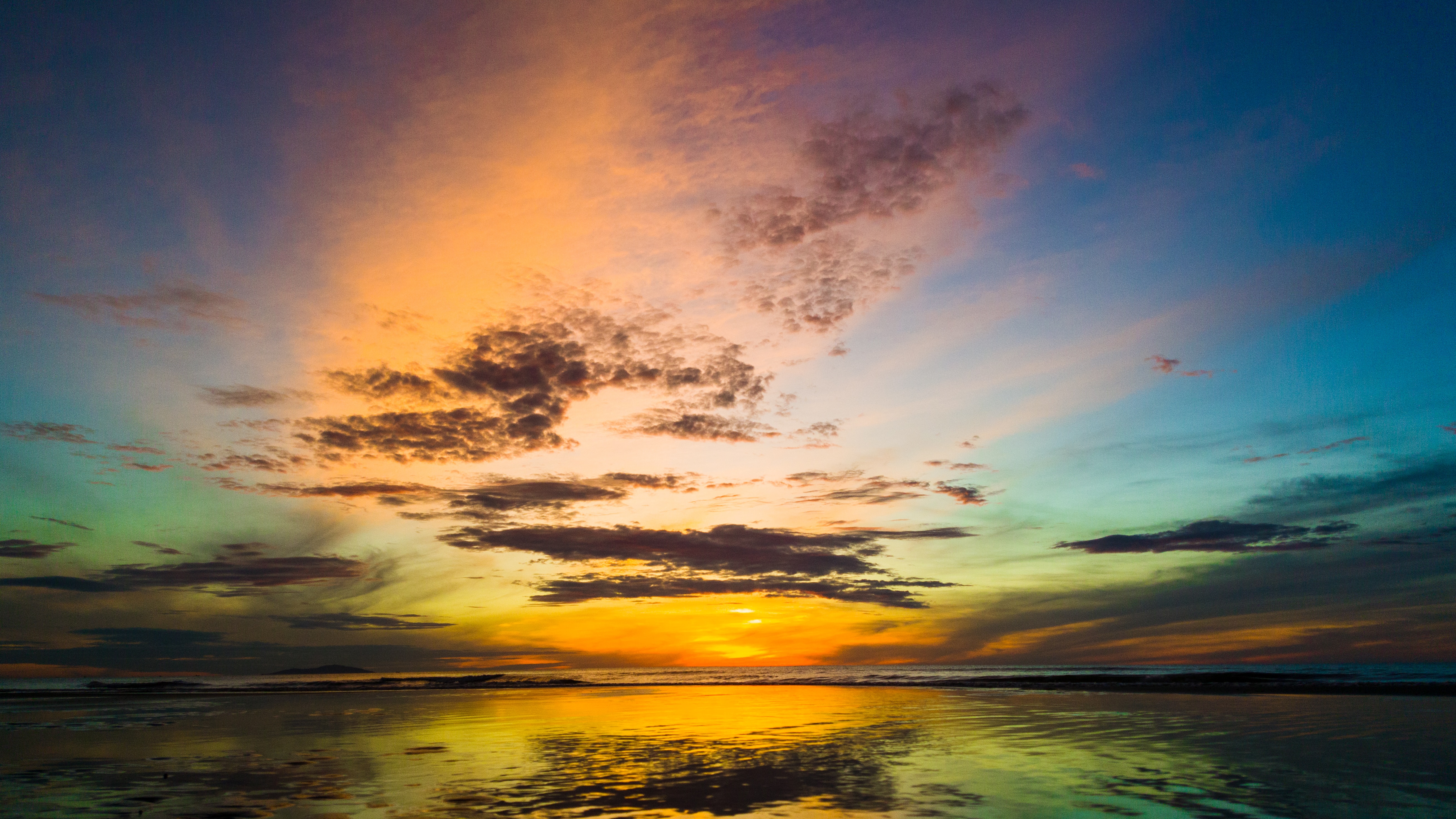 Descarga gratuita de fondo de pantalla para móvil de Naturaleza, Puesta Del Sol, Nubes, Horizonte, Mar, Paisaje.