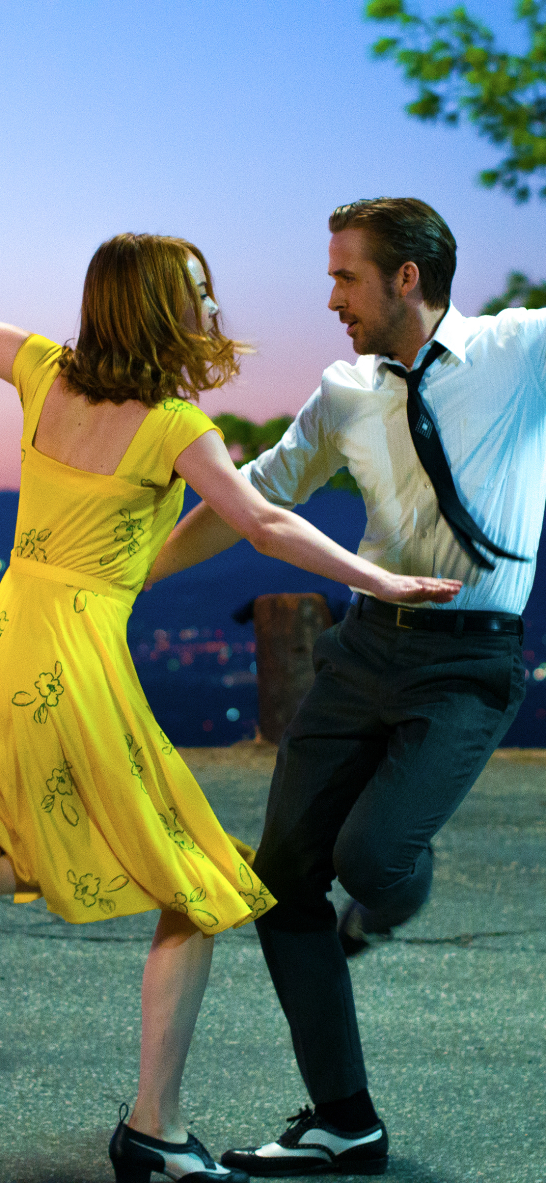 Download mobile wallpaper Ryan Gosling, Emma Stone, Movie, Dancing, La La Land for free.