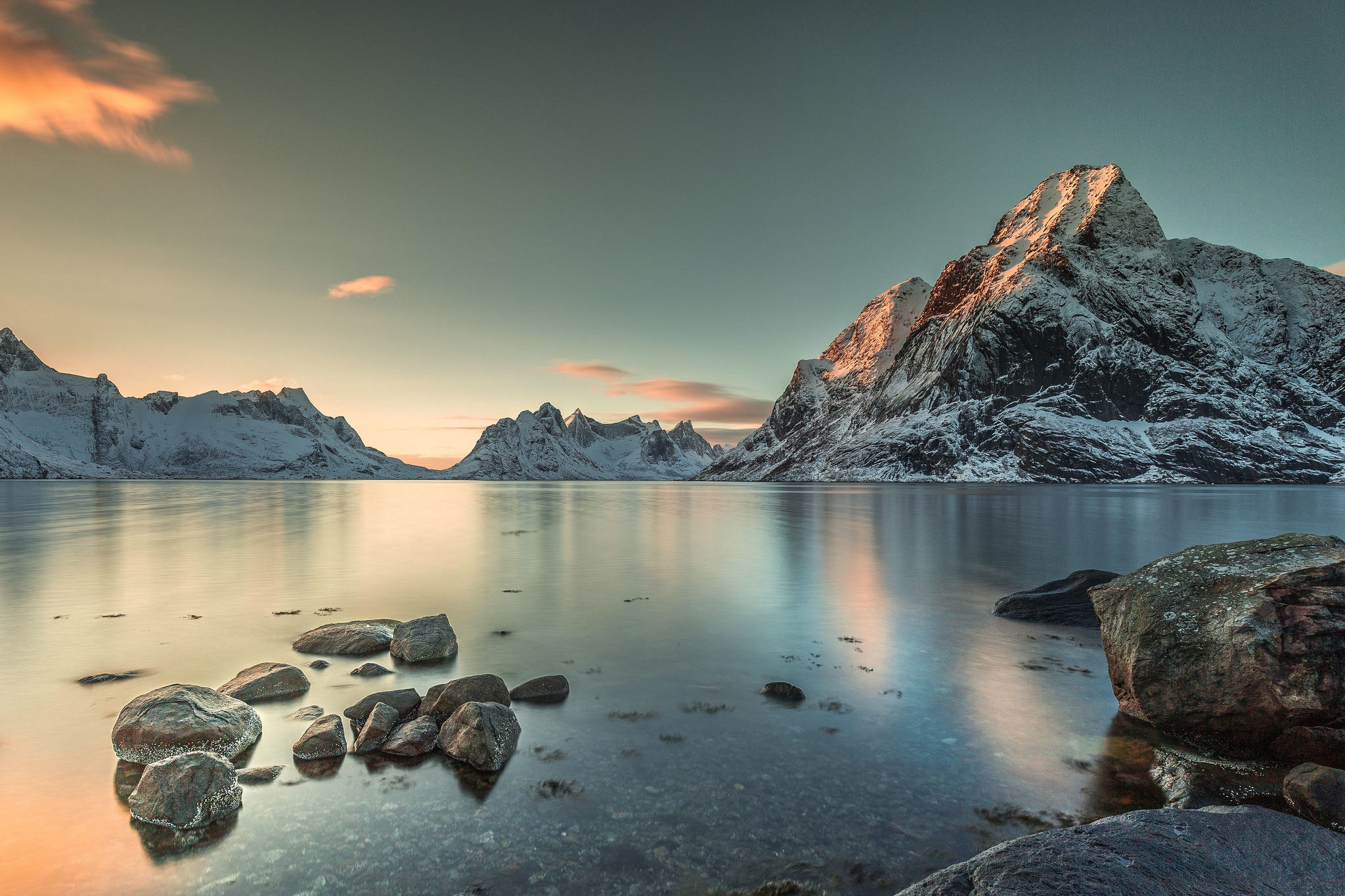 Free download wallpaper Nature, Lakes, Mountain, Lake, Earth on your PC desktop