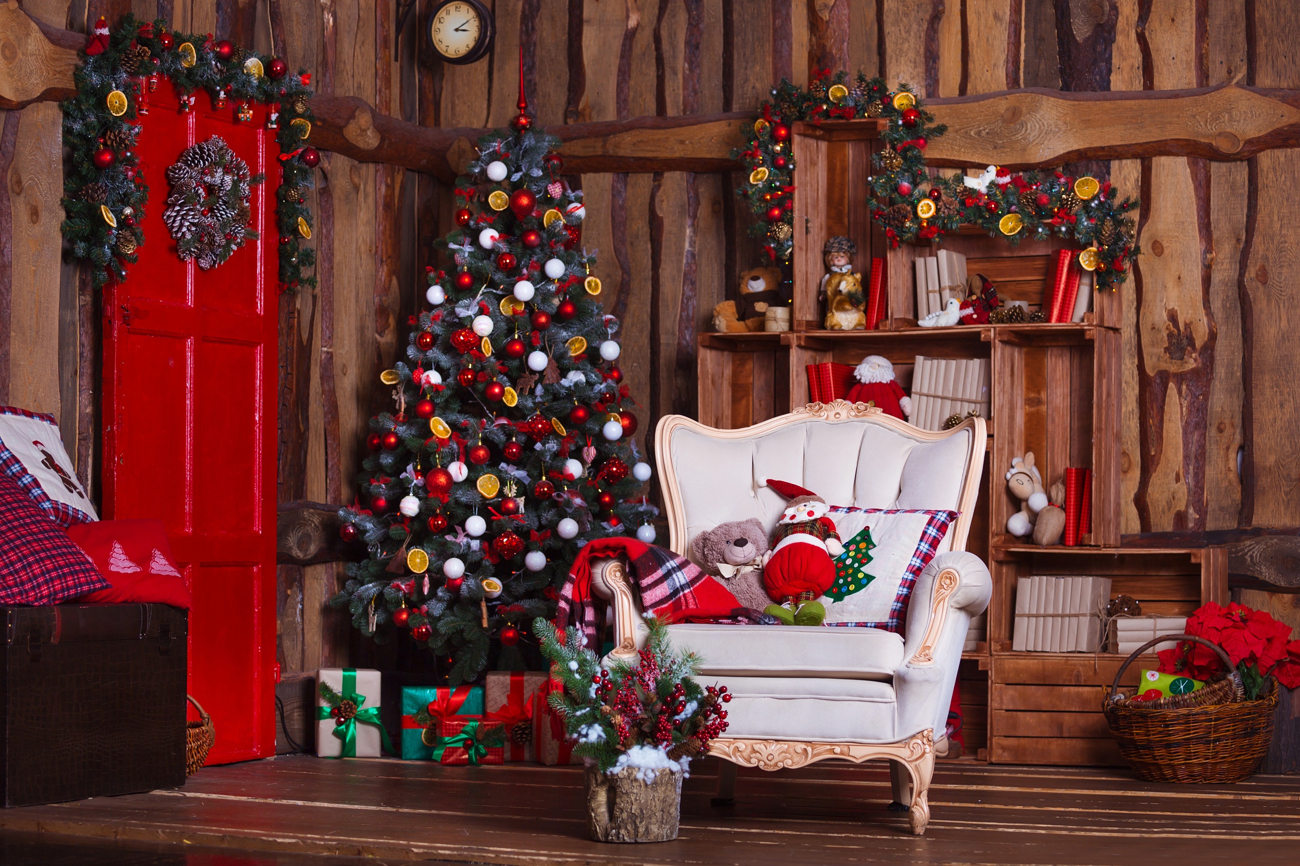 holiday, christmas, chair, christmas ornaments, christmas tree, wooden Desktop home screen Wallpaper