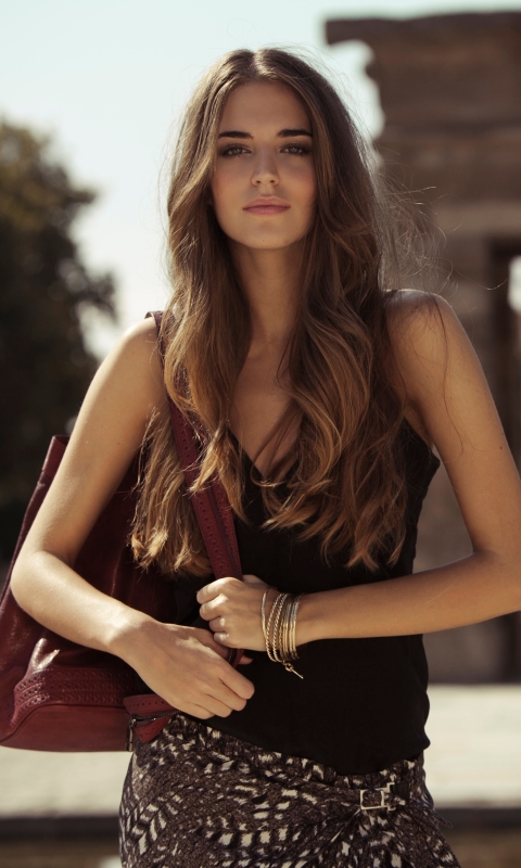 Download mobile wallpaper Clara Alonso, Women for free.