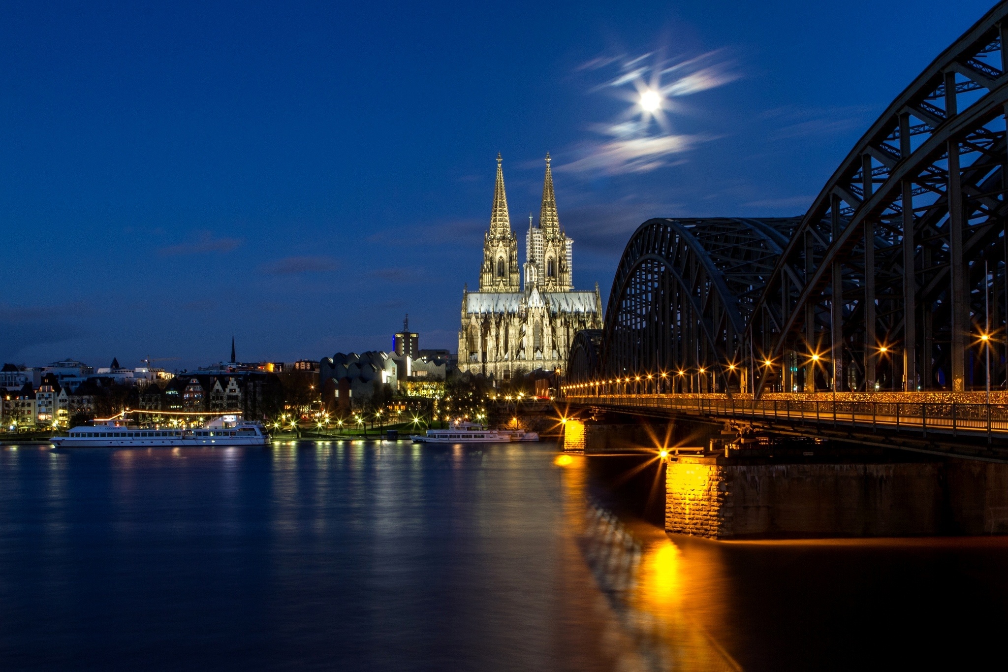 Laden Sie das Brücken, Menschengemacht, Hohenzollernbrücke-Bild kostenlos auf Ihren PC-Desktop herunter