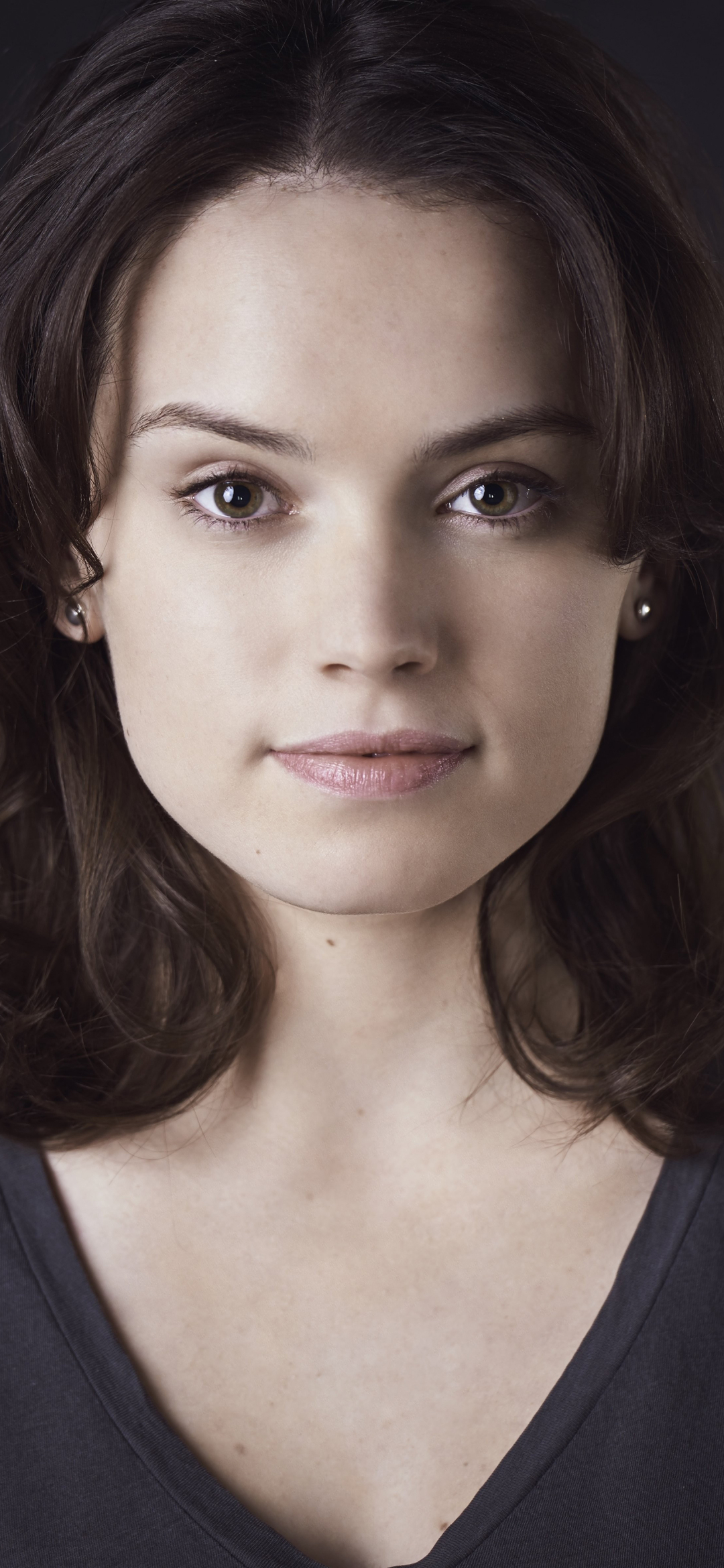 Download mobile wallpaper Celebrity, Daisy Ridley for free.