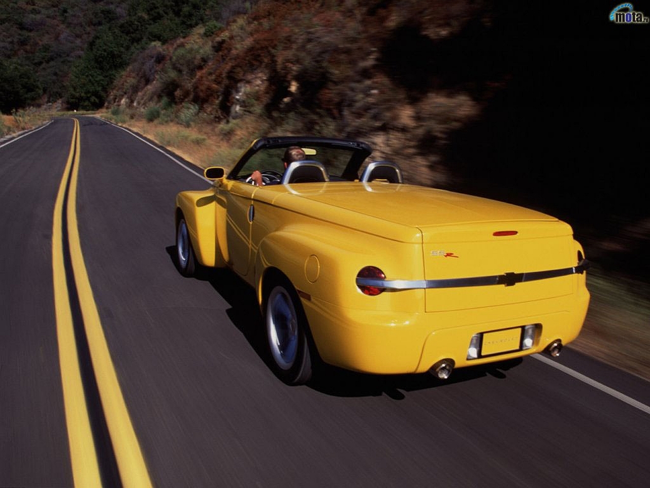 Die besten Chevrolet Ssr-Hintergründe für den Telefonbildschirm