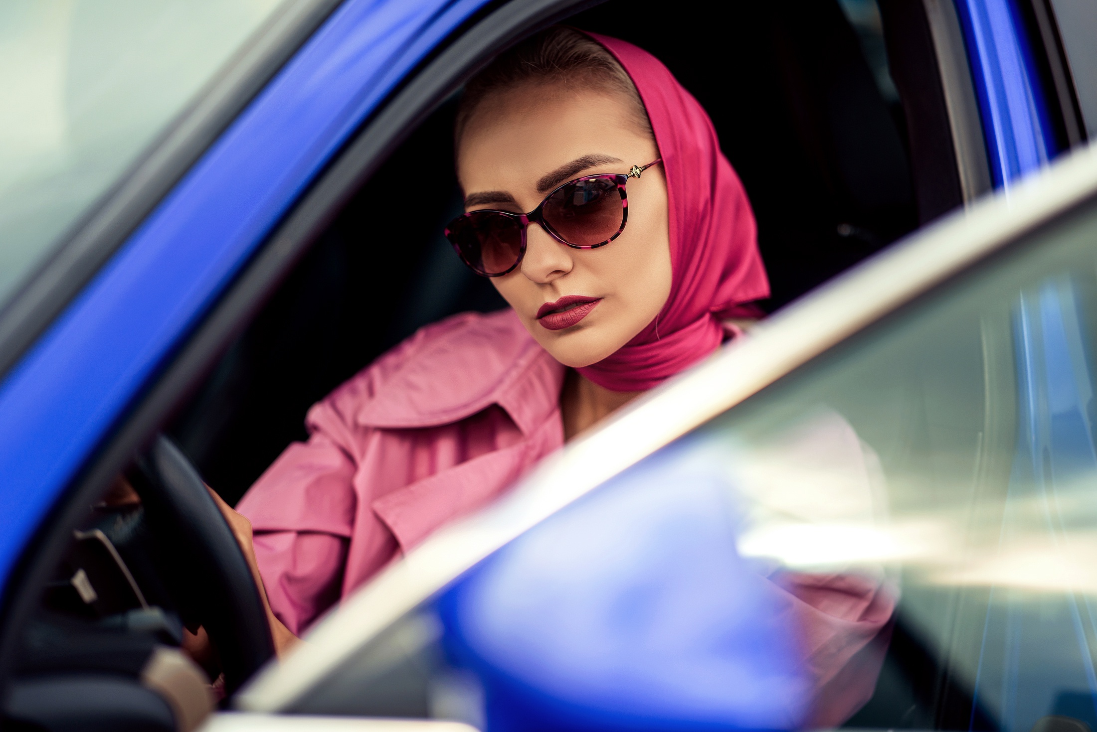 Download mobile wallpaper Car, Style, Sunglasses, Model, Women, Girls & Cars for free.