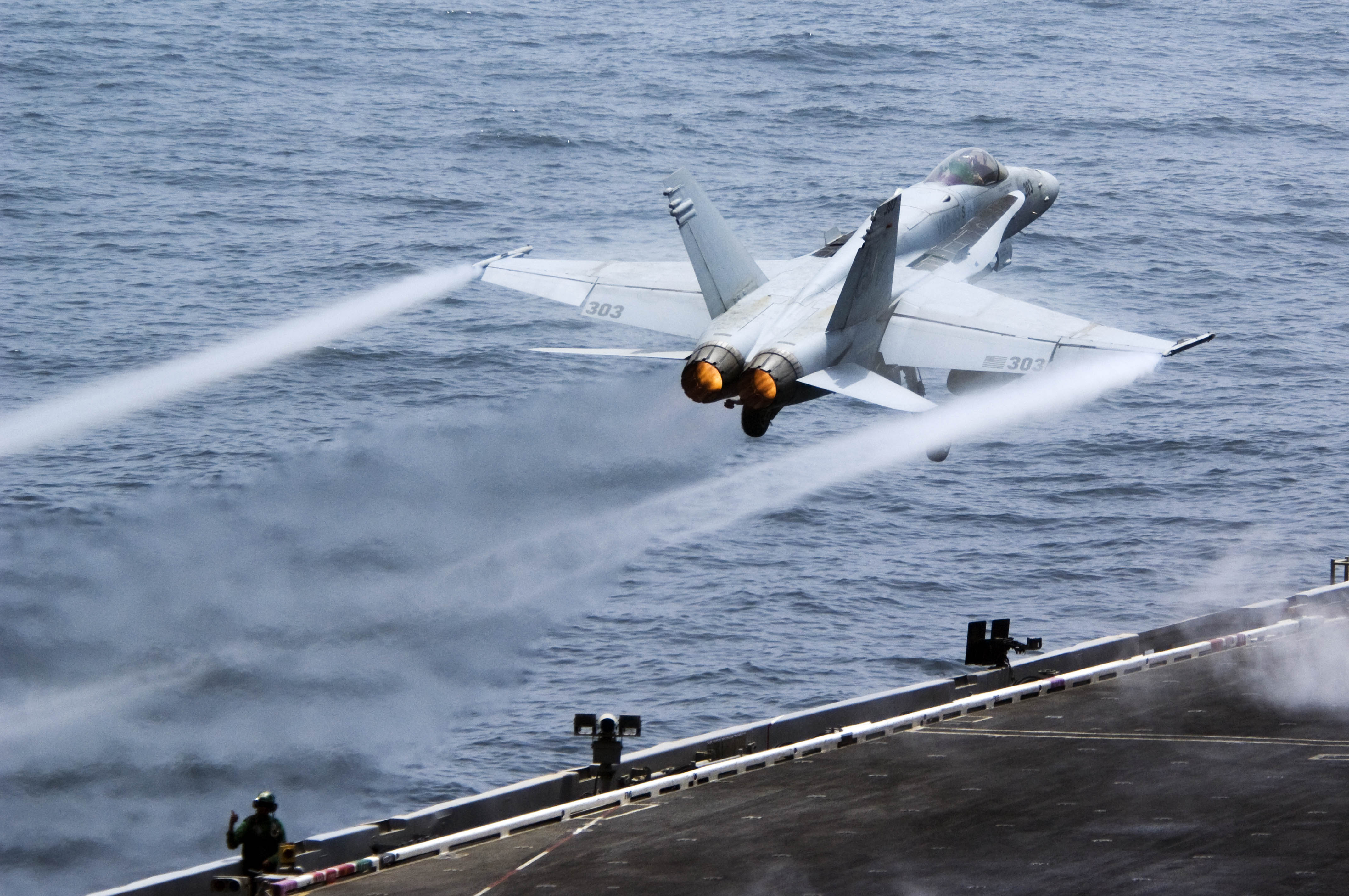 Download mobile wallpaper Mcdonnell Douglas F/a 18 Hornet, Military, Jet Fighters for free.