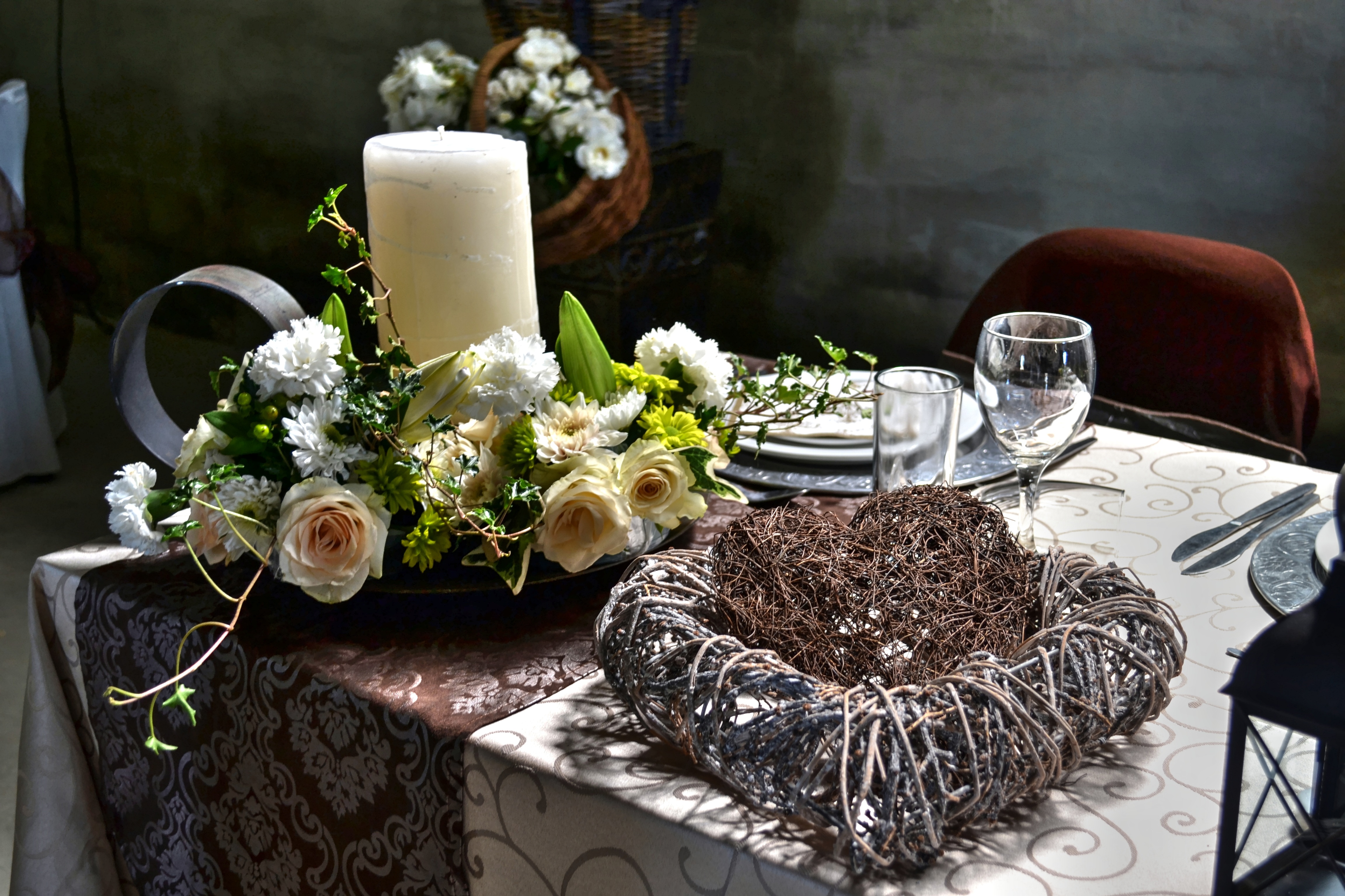 flowers, miscellanea, miscellaneous, bouquet, table, decoration, candle, serving