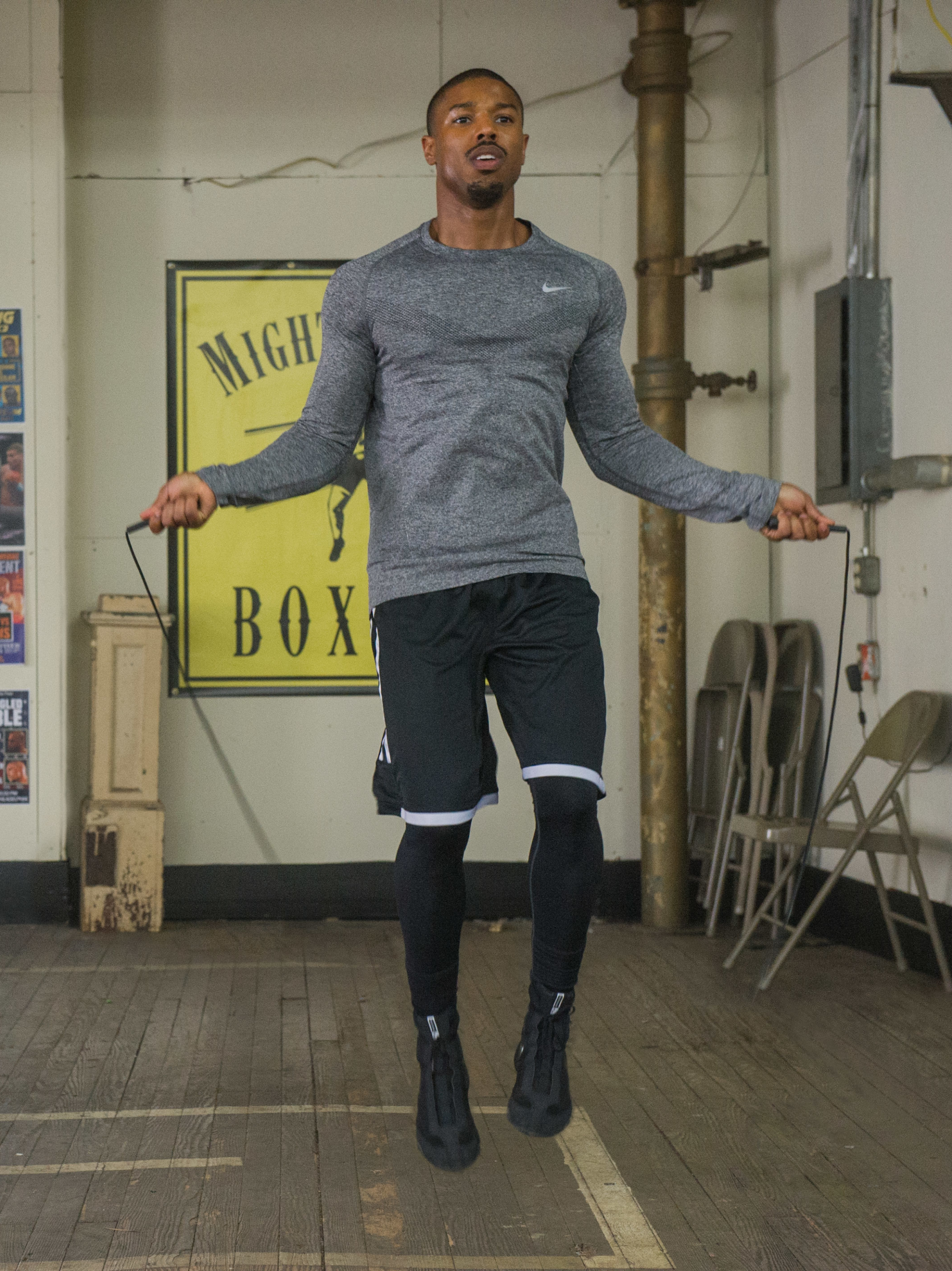 Descarga gratuita de fondo de pantalla para móvil de Películas, Michael B Jordan, Credo De Adonis, Creed: La Leyenda De Rocky.